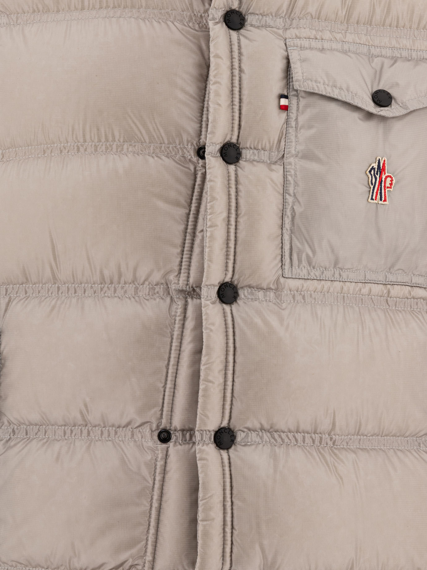 20250204200520388_S25---moncler grenoble---NANTU1A00021-597X690H_2_P.JPG