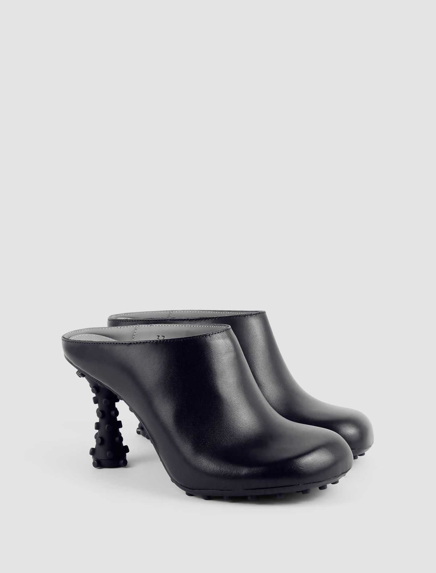 sunnei-mules-showhee003-001-23514.jpg