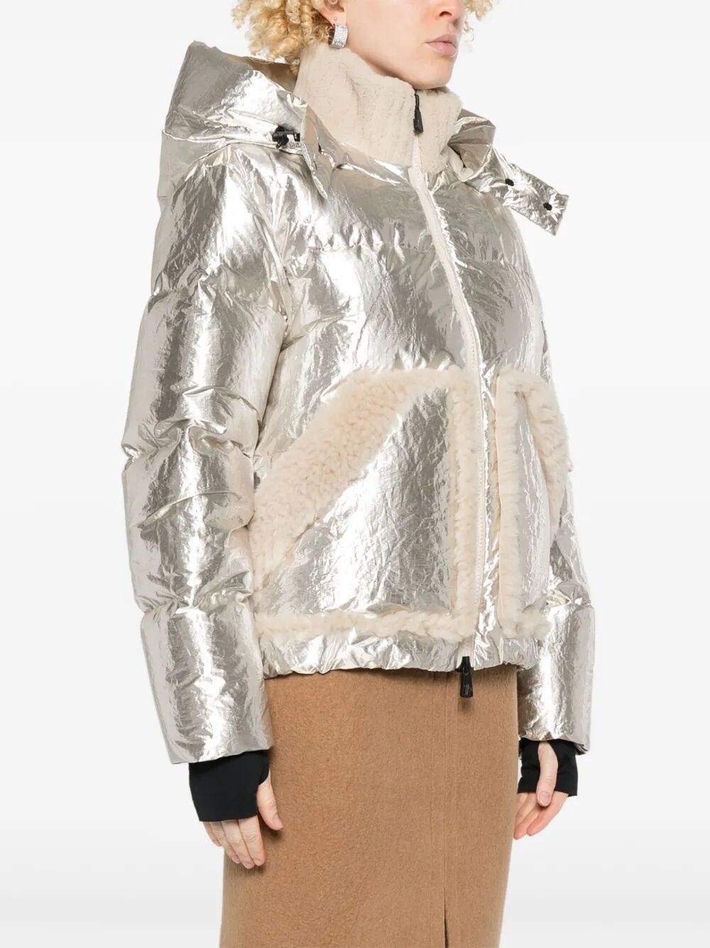 f21fbca1-8c00-4995-940d-94bebe92a7b3.jpg