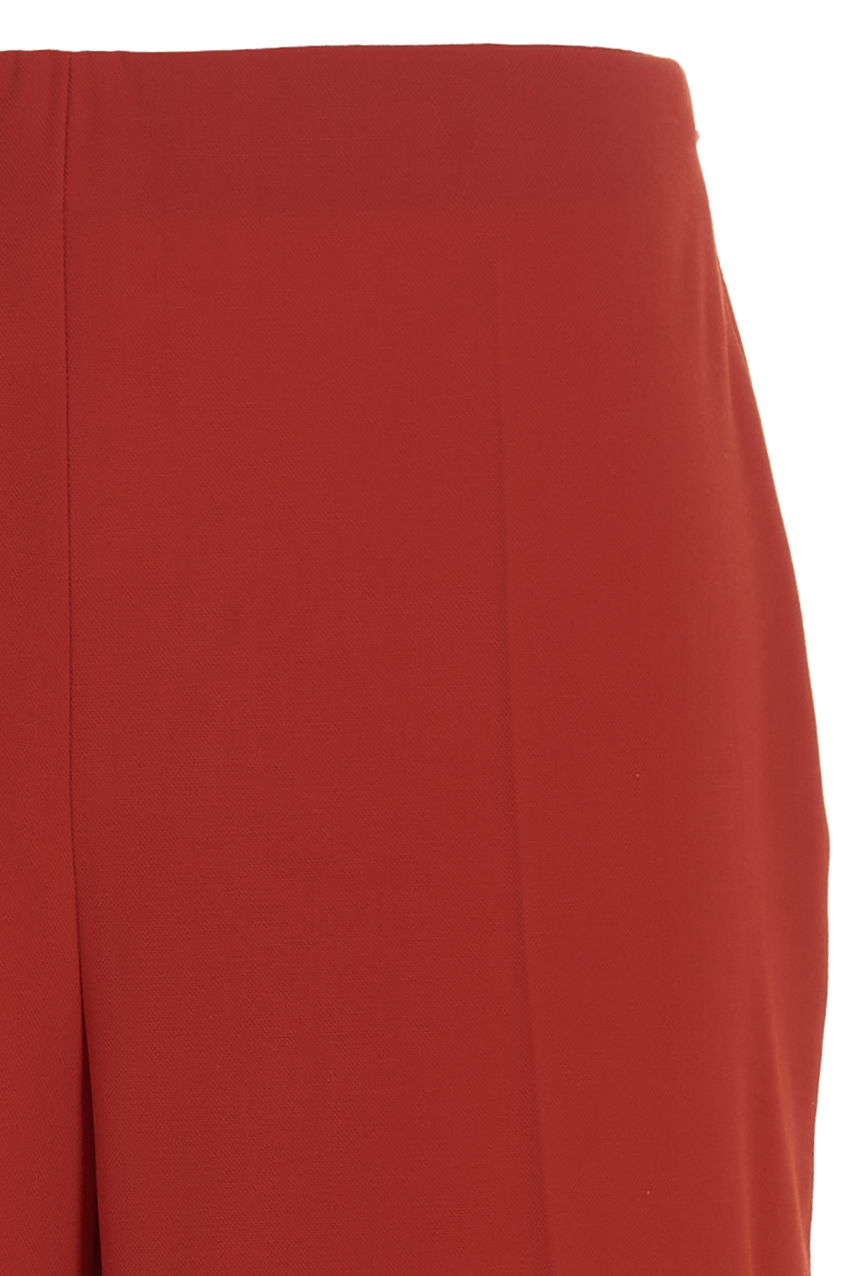 20230306210359139_E54---salvatore ferragamo---0761716RED_2_P.JPG