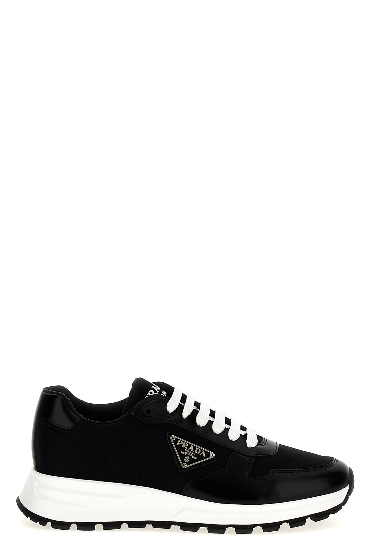 Prada PRAX 01 스니커즈