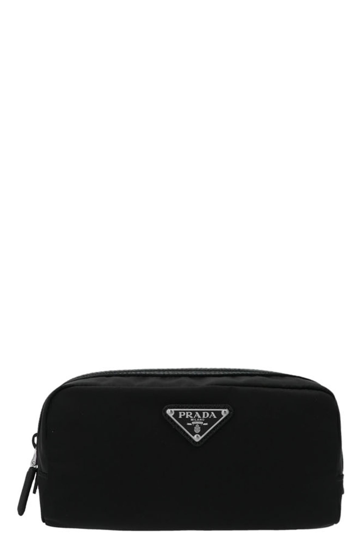 로고 necessaire