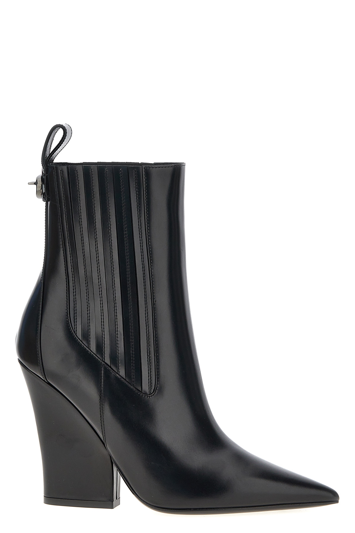Valentino Garavani 브이로고