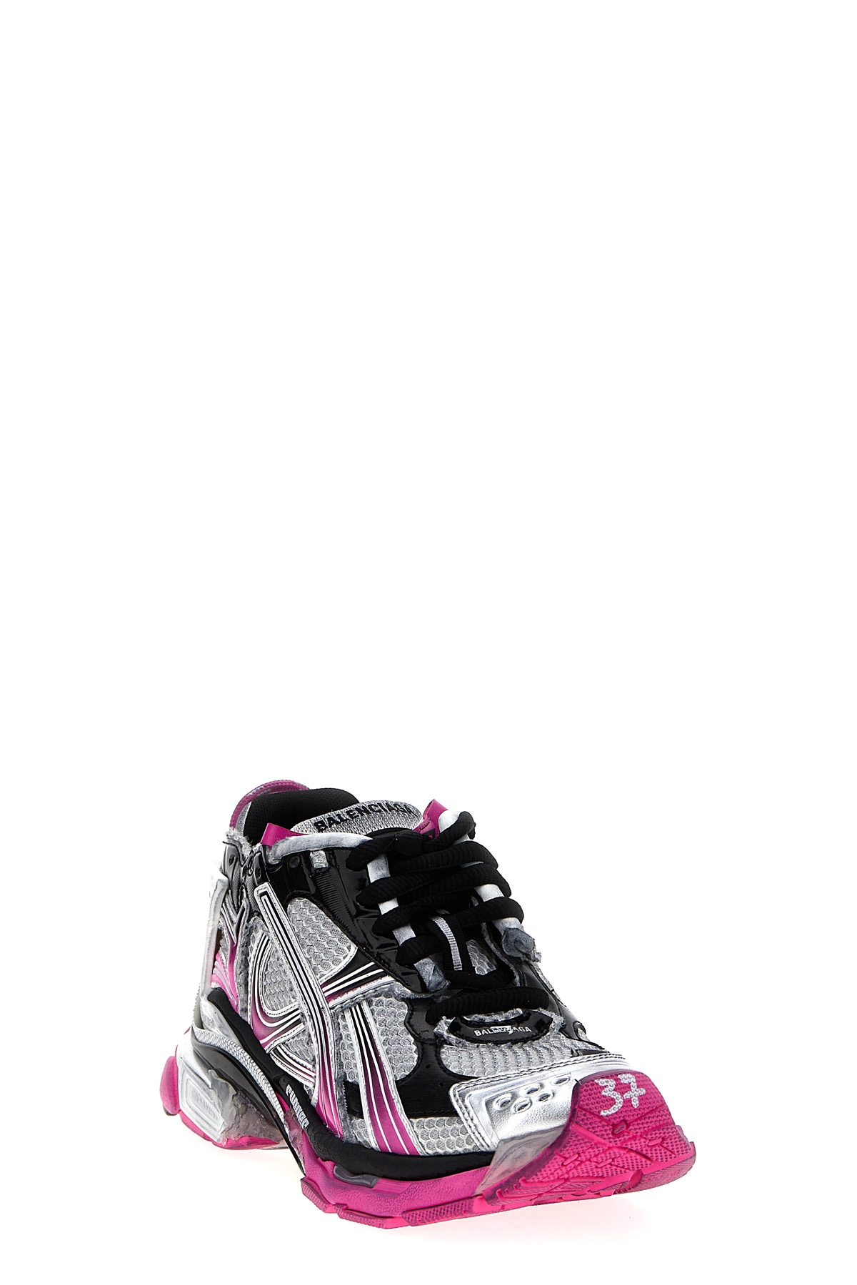 772767WRUNG9155_03_P_2025-03-04T09-04-57.257Z.jpg