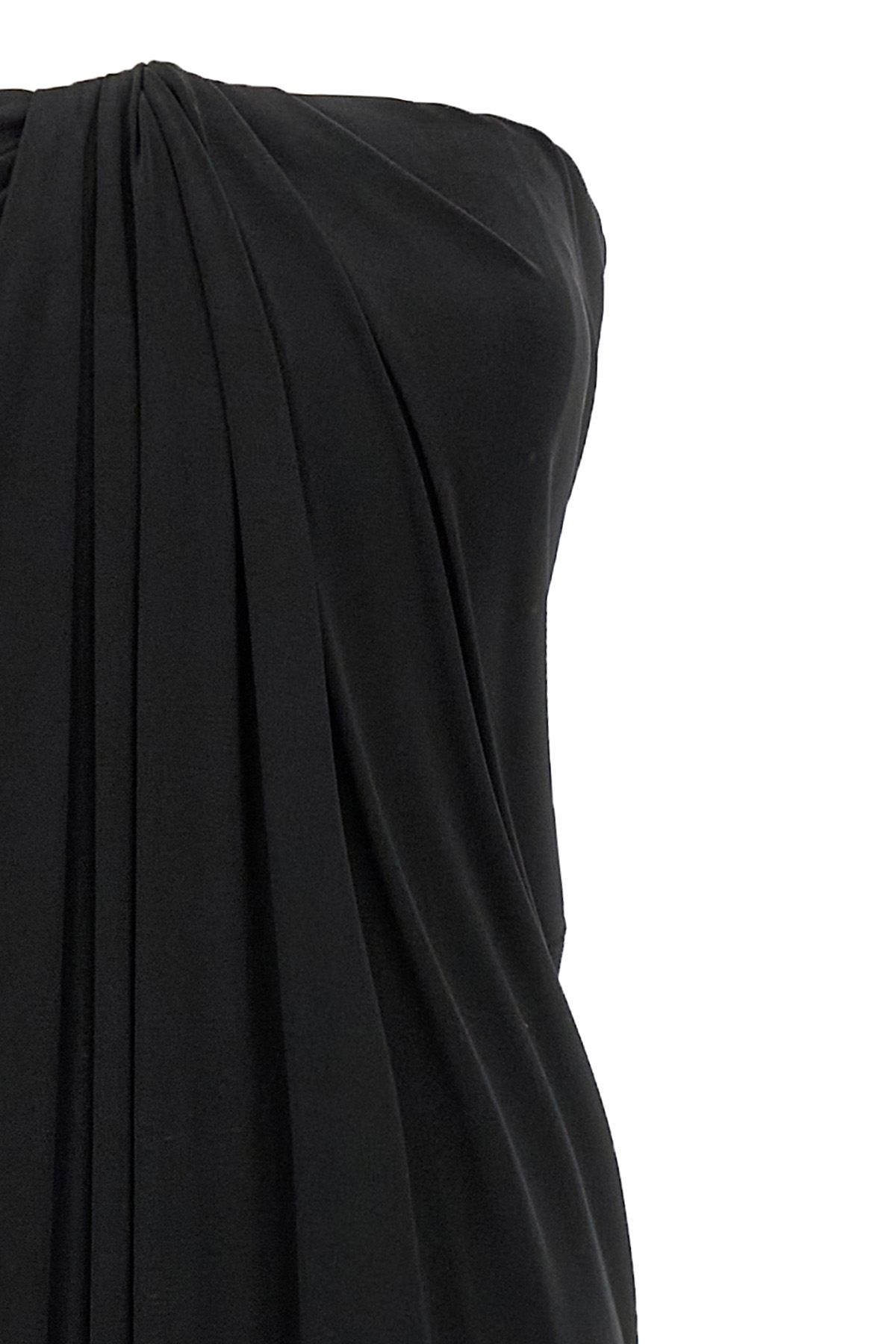 780649NERO_08_P_2025-02-14T08-50-44.999Z.jpg