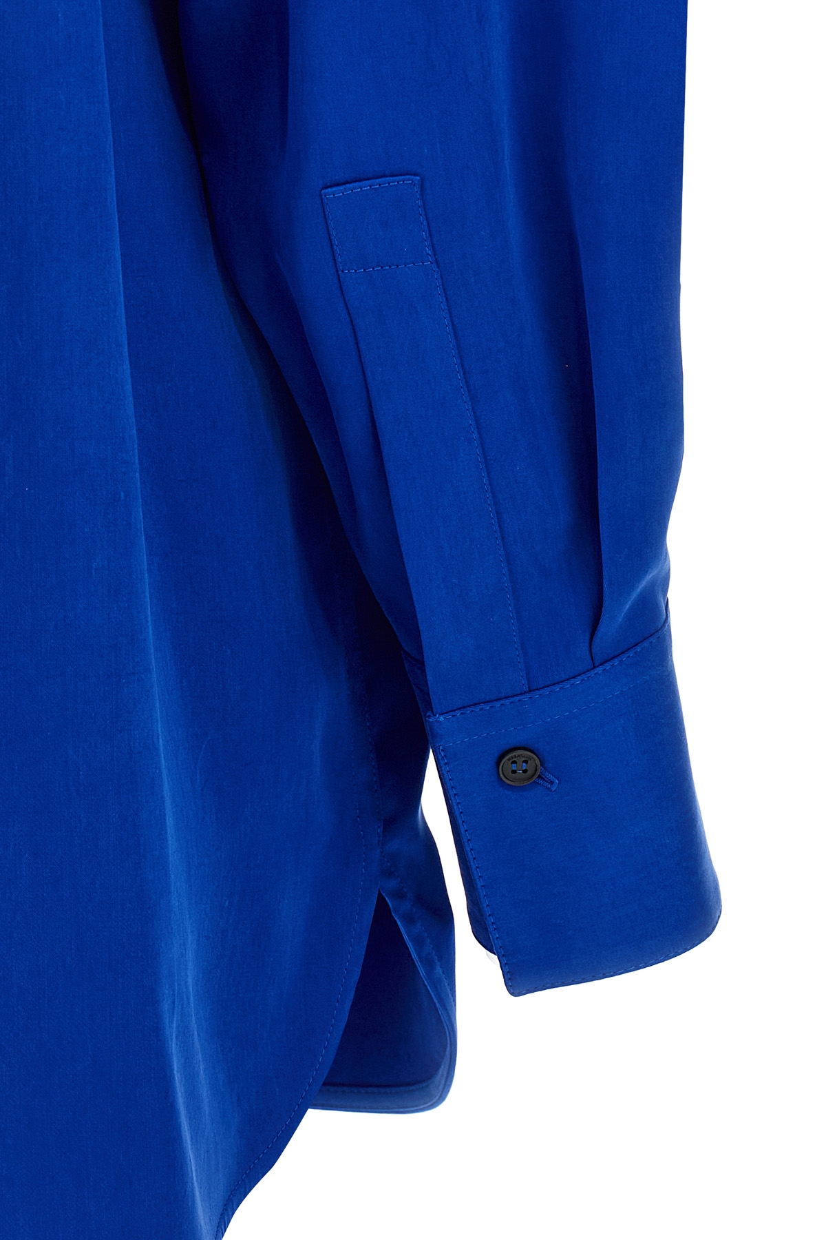 782809KLEINBLUE_09_P_2025-04-02T08-26-23.681Z.jpg