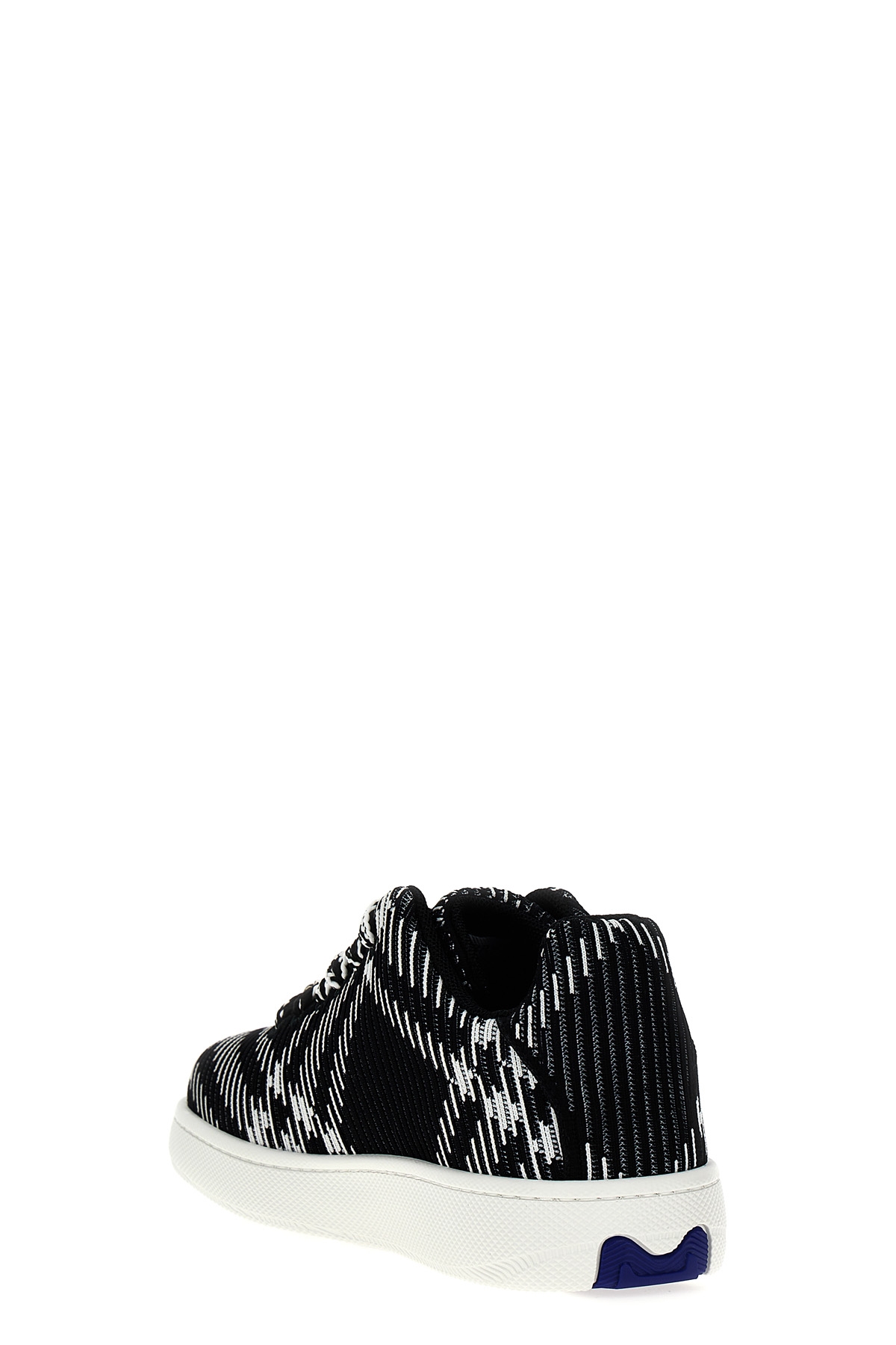 8083477BLACK_04_P_2024-02-01T08-20-13.315Z.jpg
