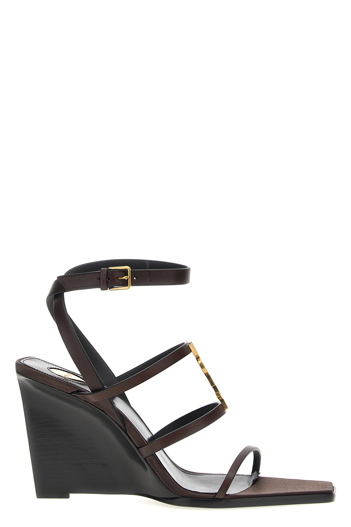카산드라 wedges