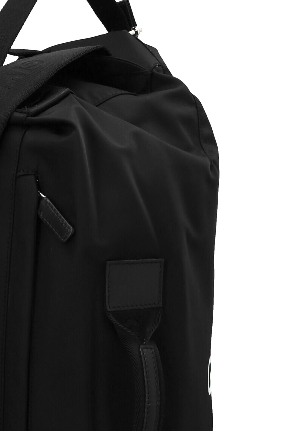 20220901200104445_A53---givenchy---BK50A8K1JE001_2_P.JPG
