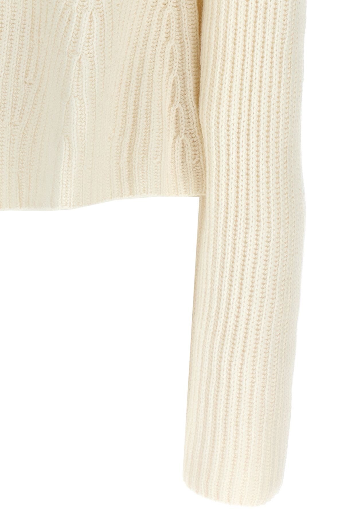 COSMOIVORY_09_P_2024-10-09T09-41-41.699Z.jpg