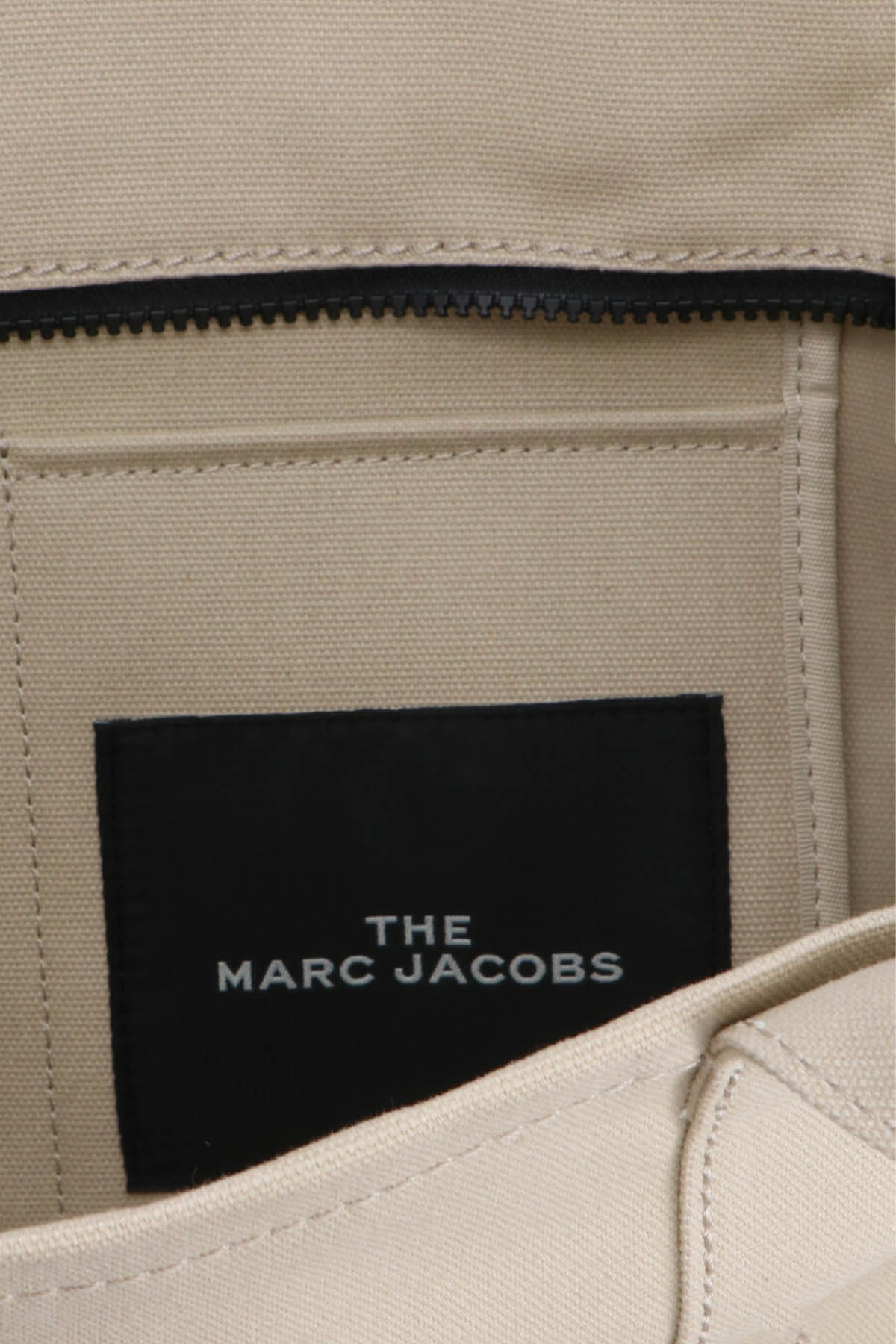 20230531195424150_A55---marc jacobs---M0016156260_3_P.JPG