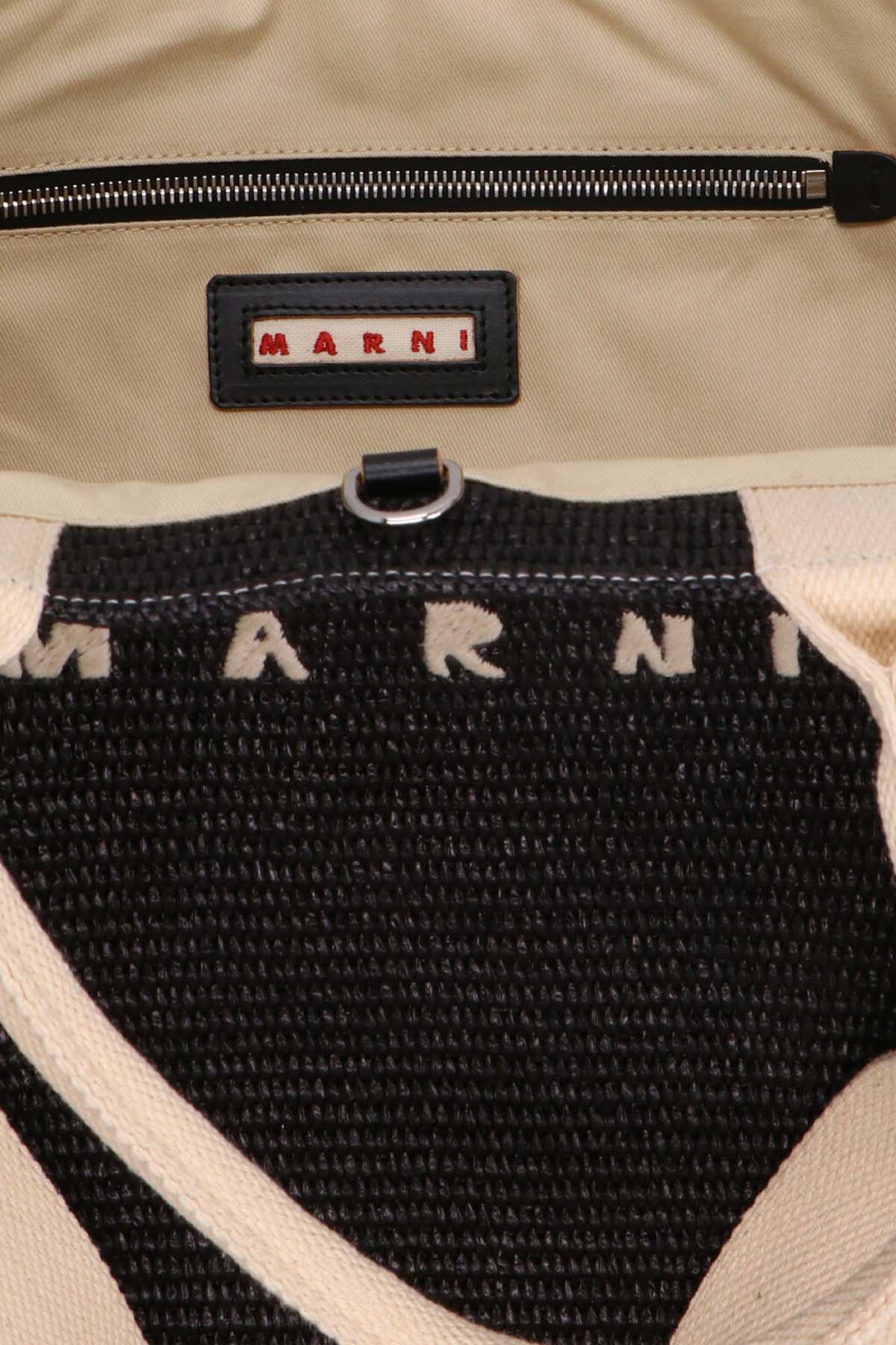 20221202211129904_E54---marni---SHMP0078U0P3860Z1Q44_3_P.JPG