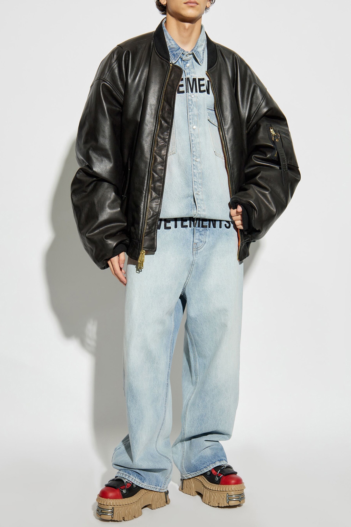 UA66SH510LLIGHTBLUE_01_P_2025-01-09T17-19-12.876Z.jpg