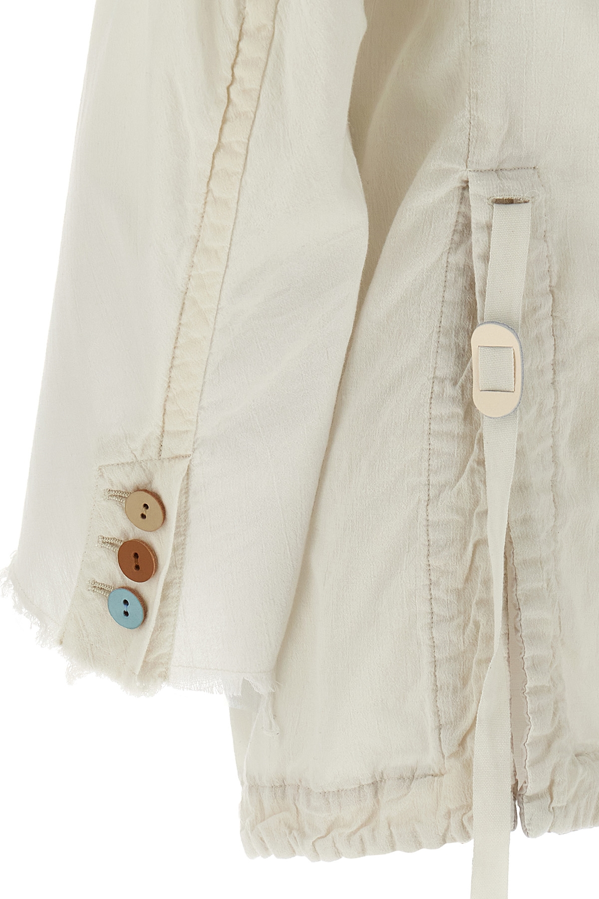 UC1E4102OFFWHITE_09_P_2025-02-21T09-44-22.488Z.jpg