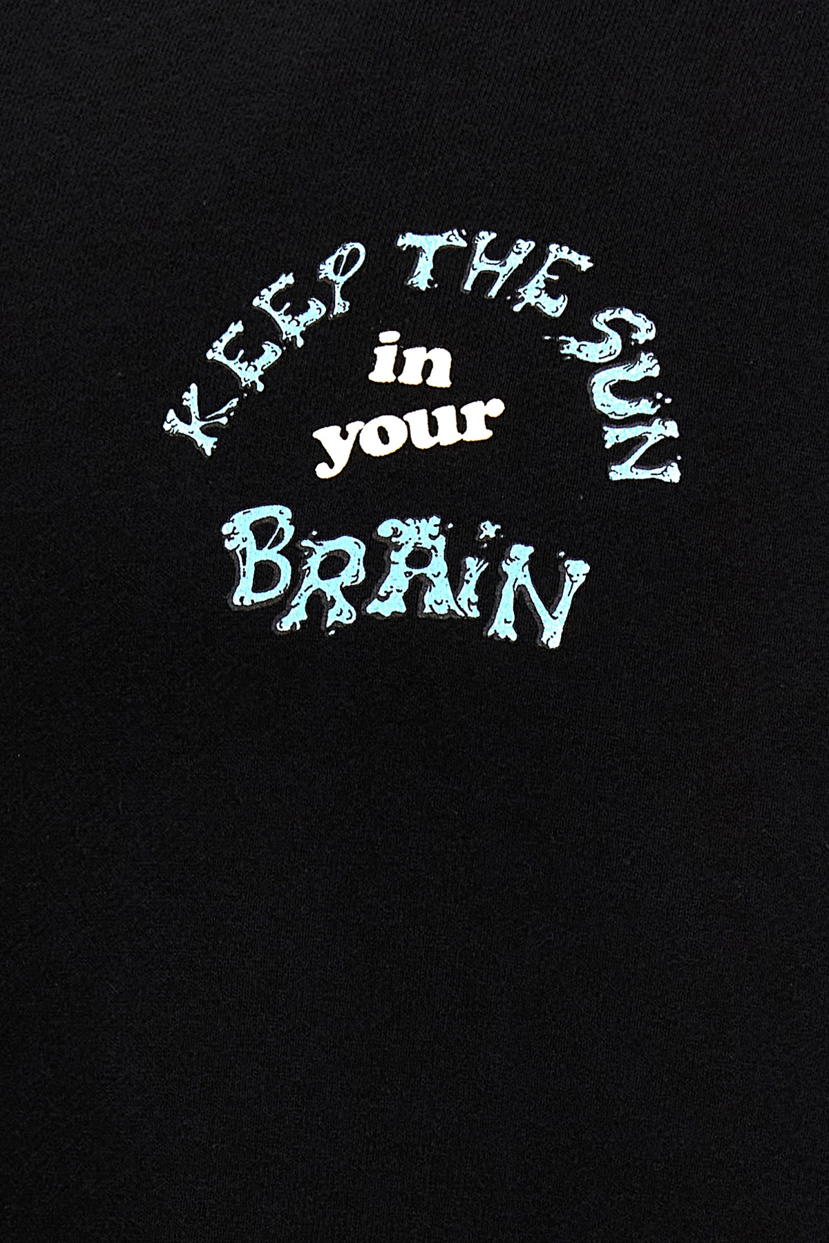 UC2C48911BLACK_09_P_2023-10-11T06-56-35.94Z.jpg