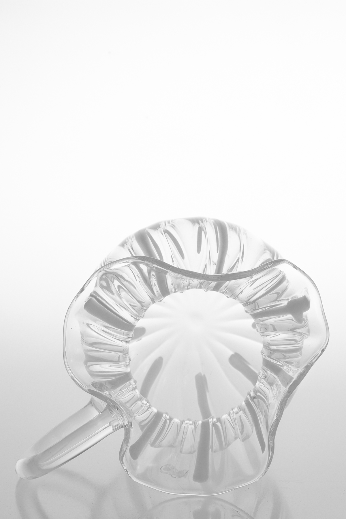 VTRCWWHITE_03_P_2024-08-02T08-45-48.777Z.jpg