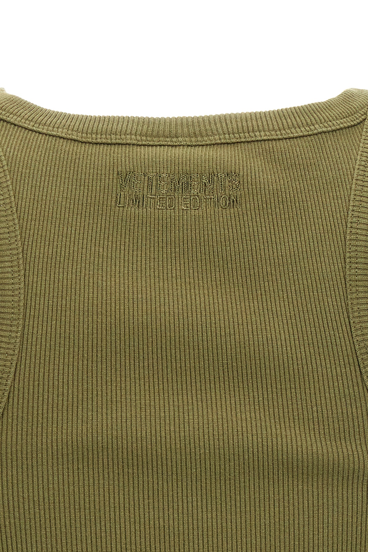 WE64DR440ZKHAKI_09_P_2024-04-11T12-22-02.822Z.jpg