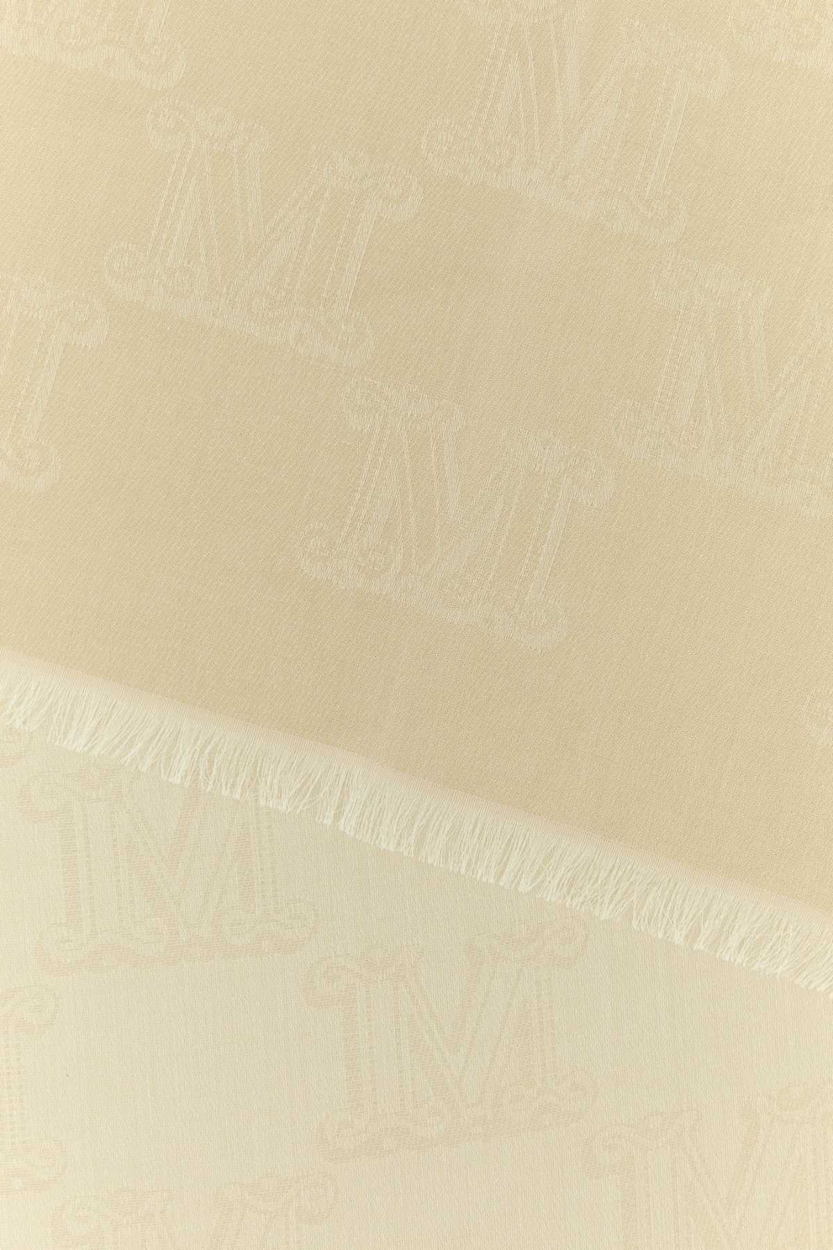 2000014945944_2.jpg