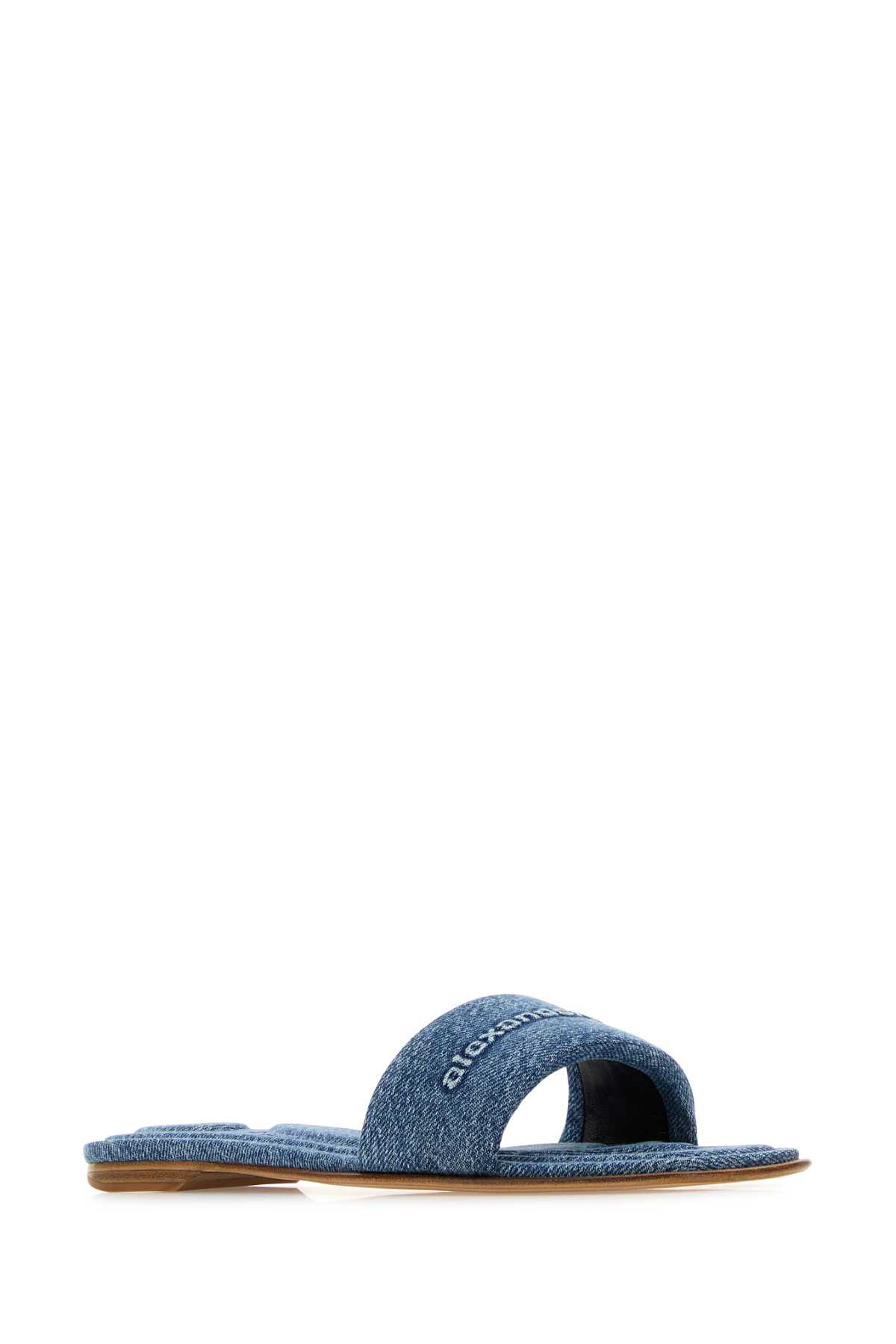 2000015096898_2.jpg
