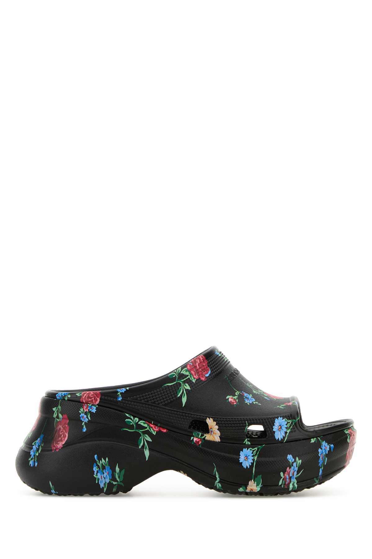 POOL CROCS