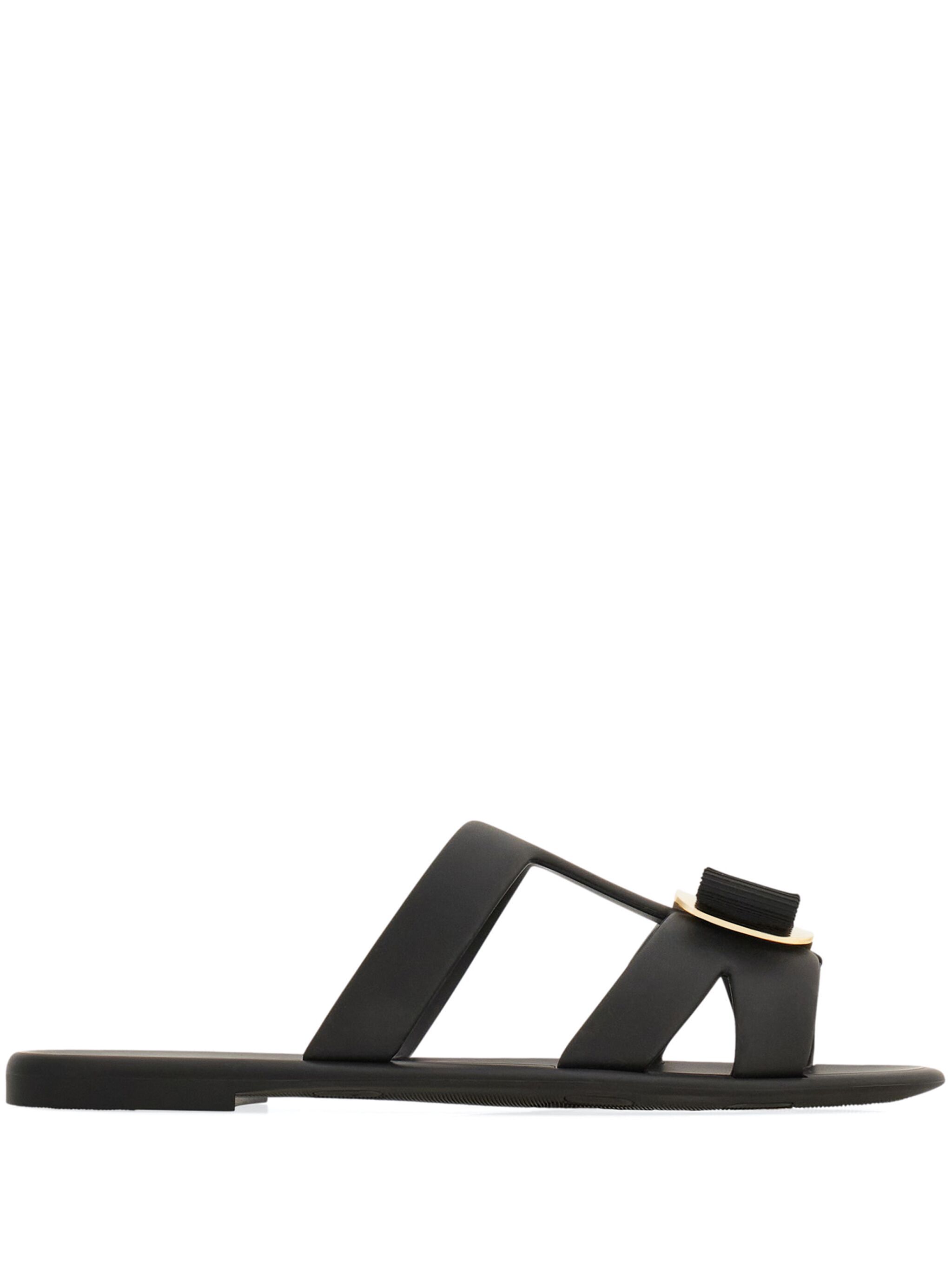 SS25---FERRAGAMO---01J325779972.JPEG
