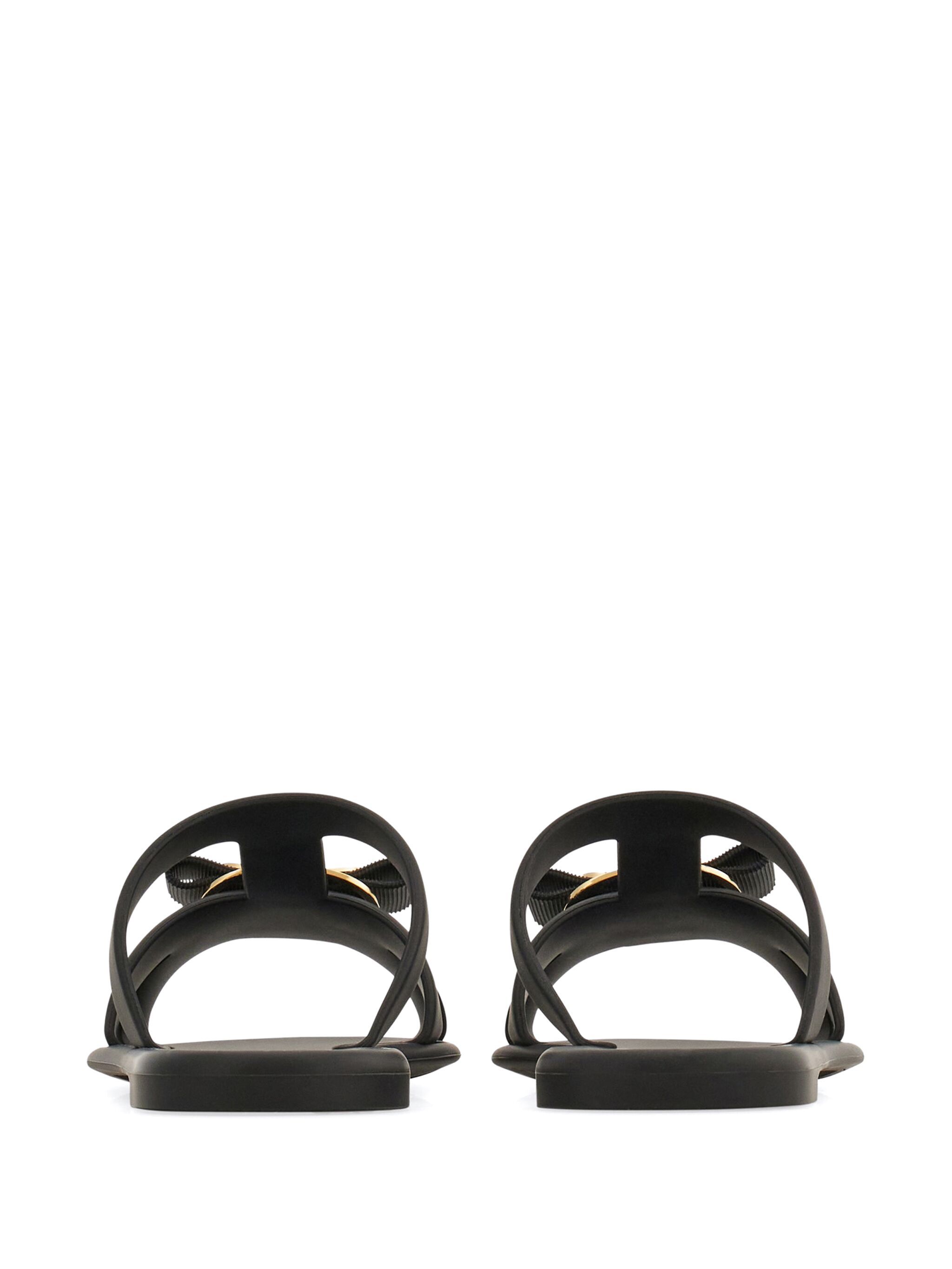 SS25---FERRAGAMO---01J325779972_2_P.JPEG