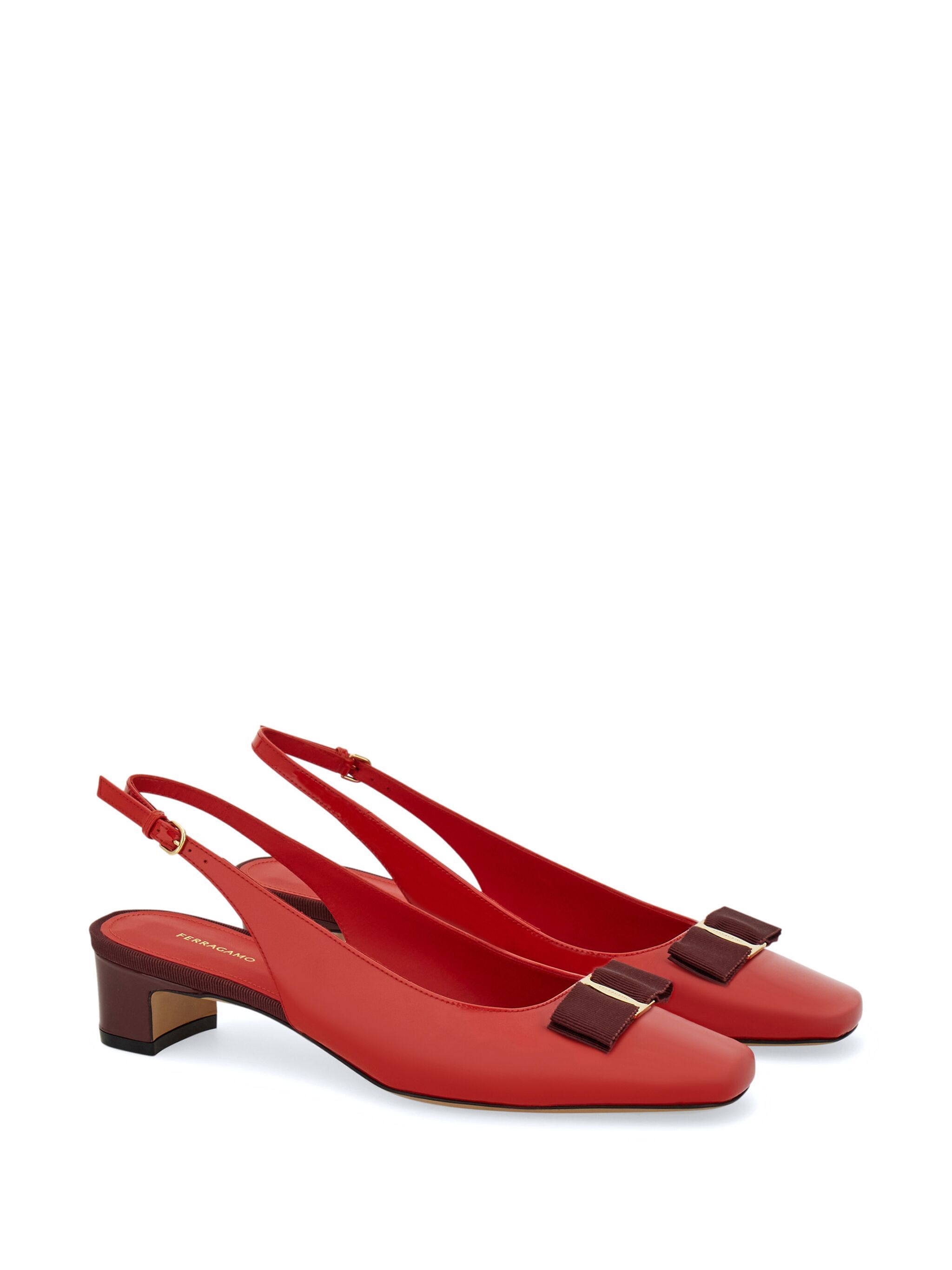 SS25---FERRAGAMO---01J7017798471C_1_P.JPEG