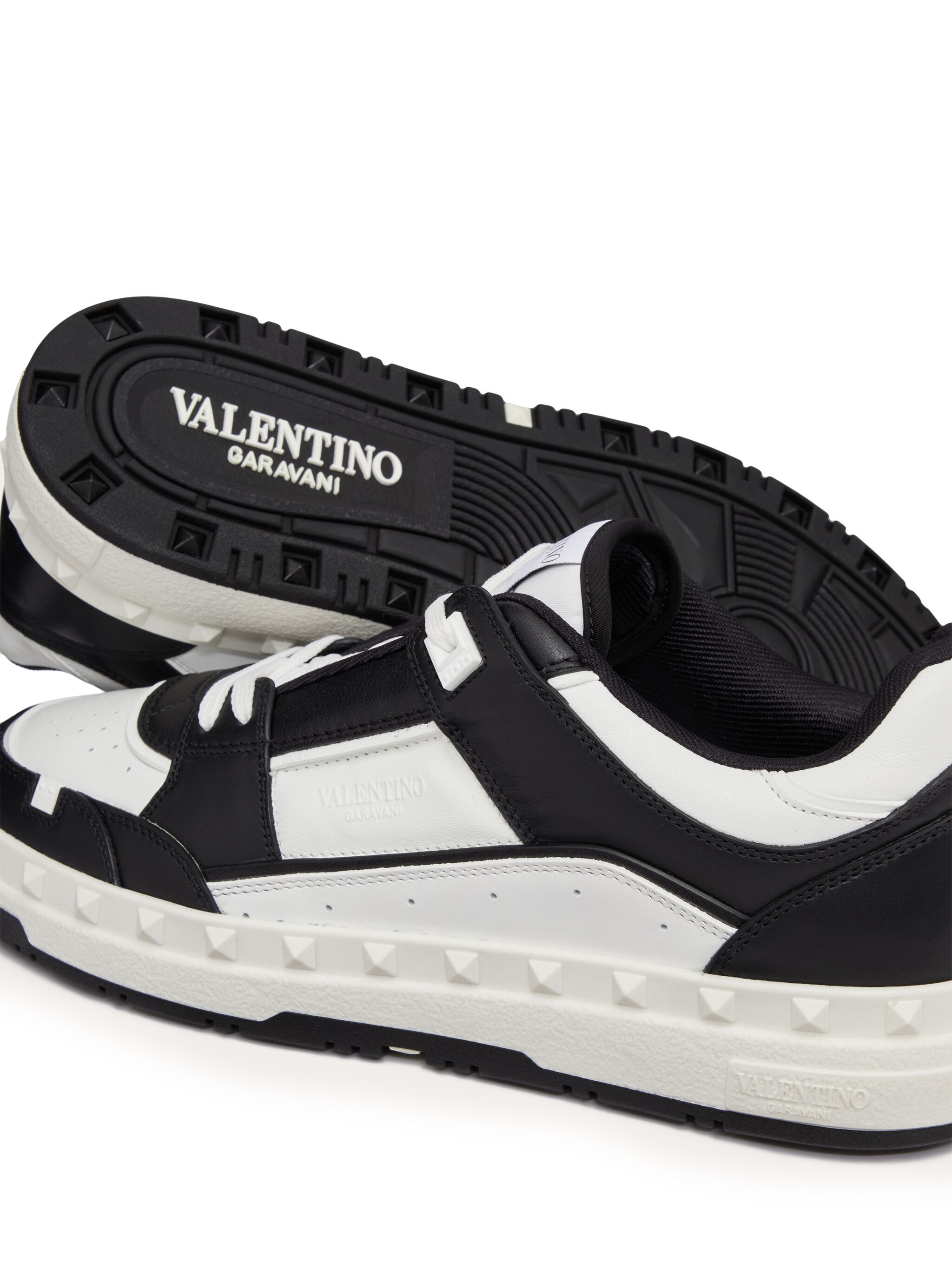 SS25---VALENTINO GARAVANI---6Y2S0H43RDG0NI_4_P.JPEG