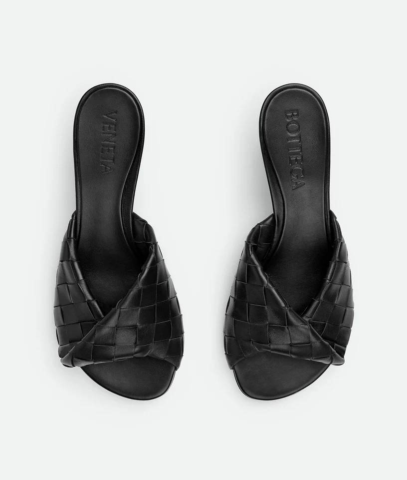 SS25---BOTTEGA VENETA---796464V2ED01000_3_P.JPG