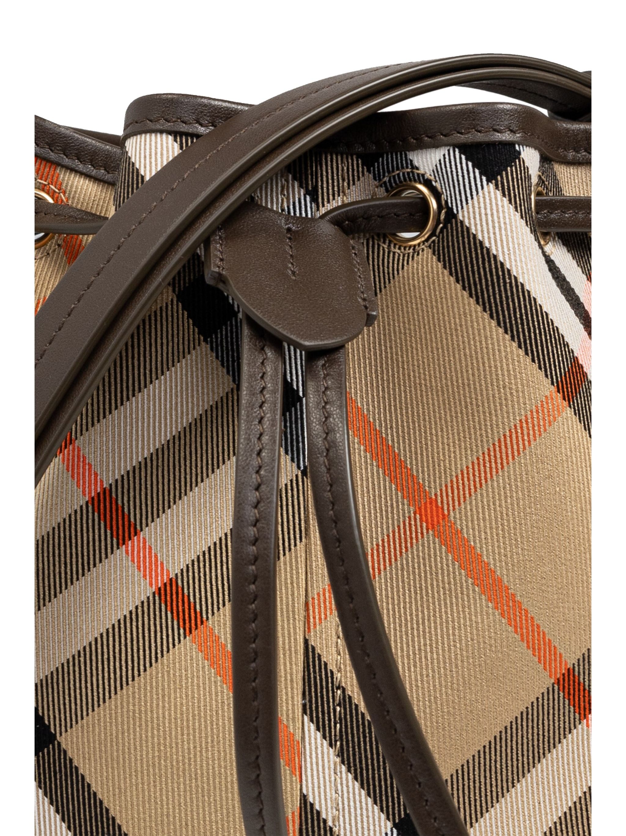 SS25---BURBERRY---8093804X_3_P.JPEG