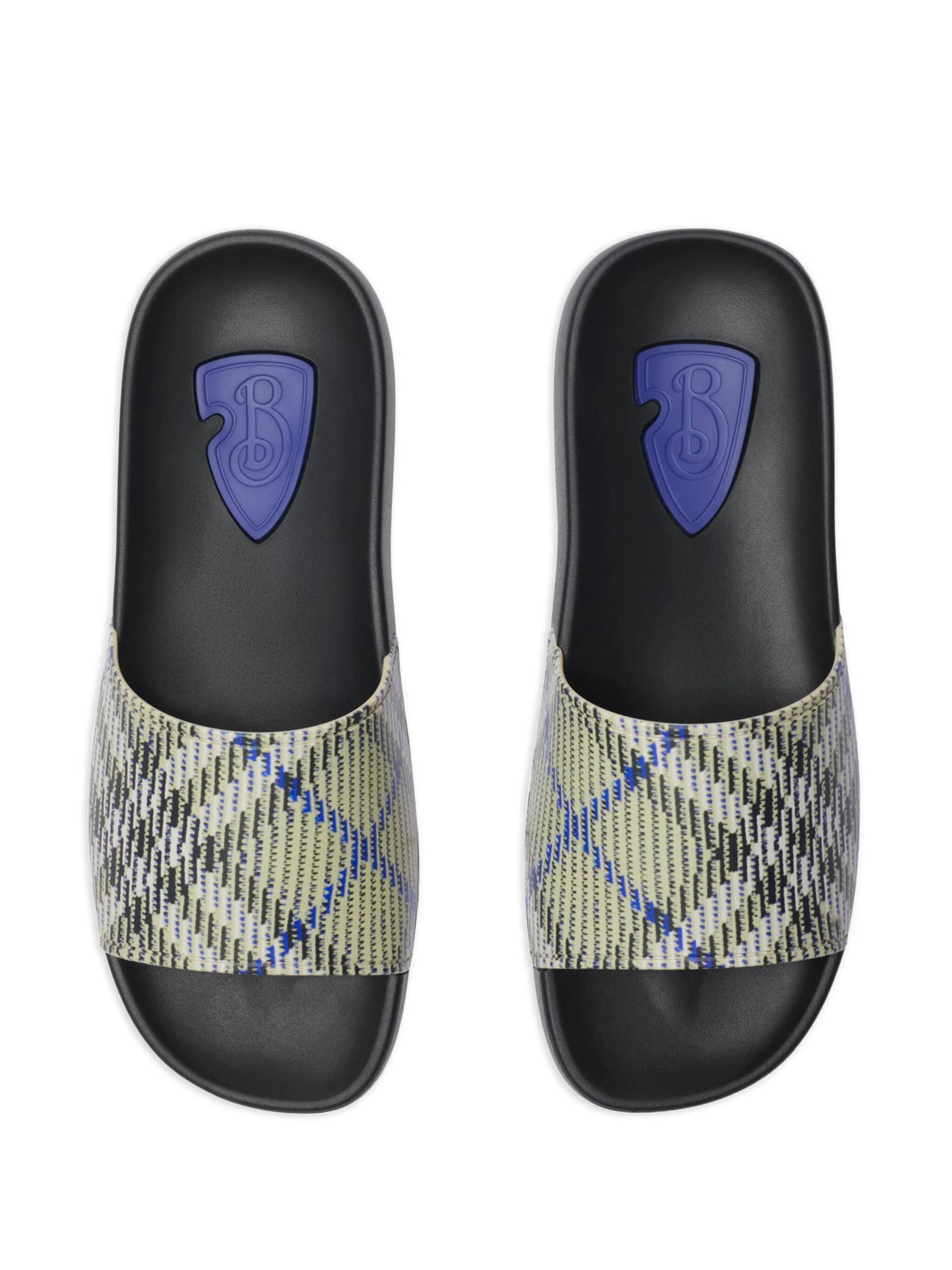 SS25---BURBERRY---8102419X_4_P.JPEG