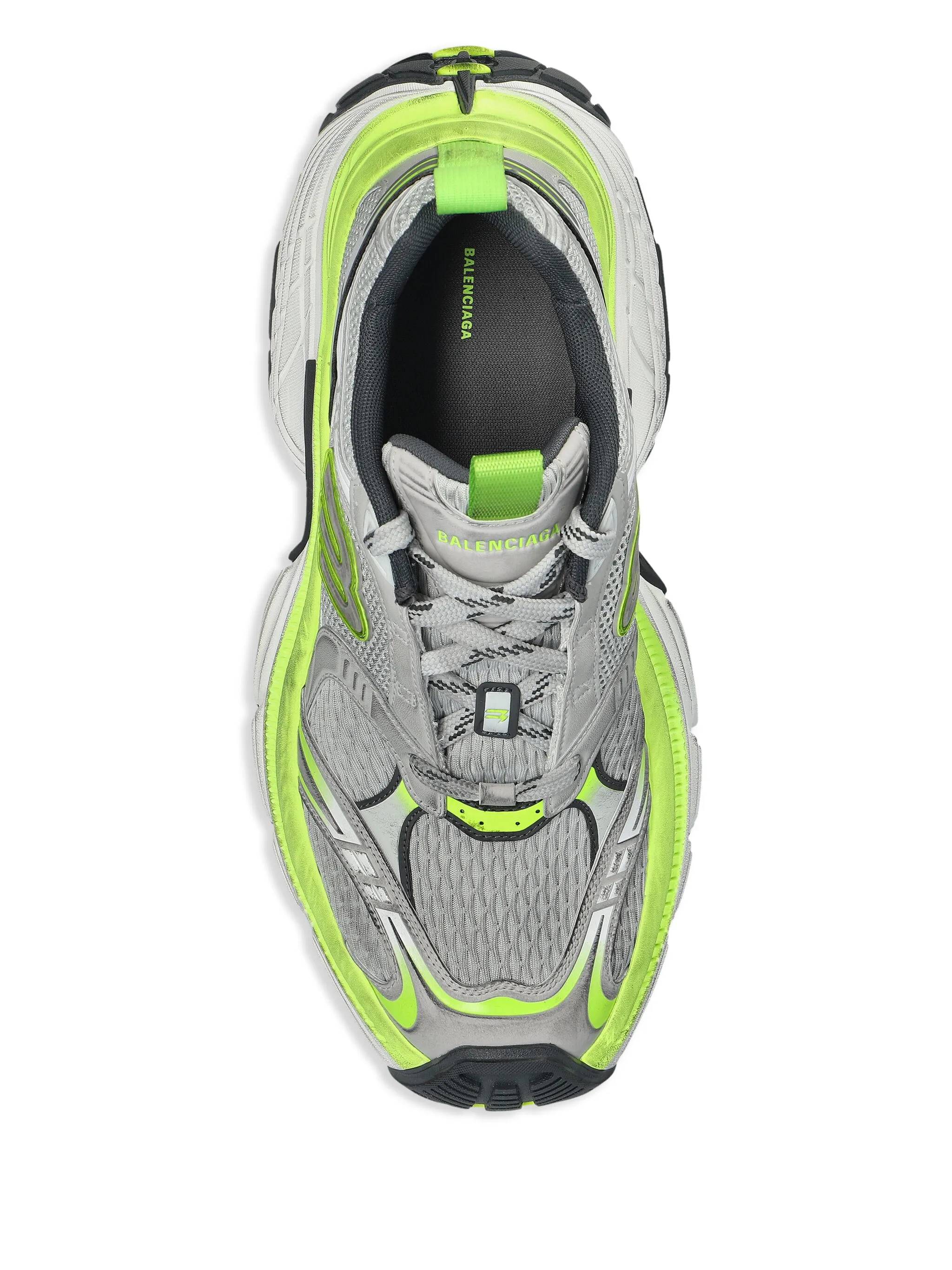 SS25---BALENCIAGA---815859W2MV21937_3_P.JPEG