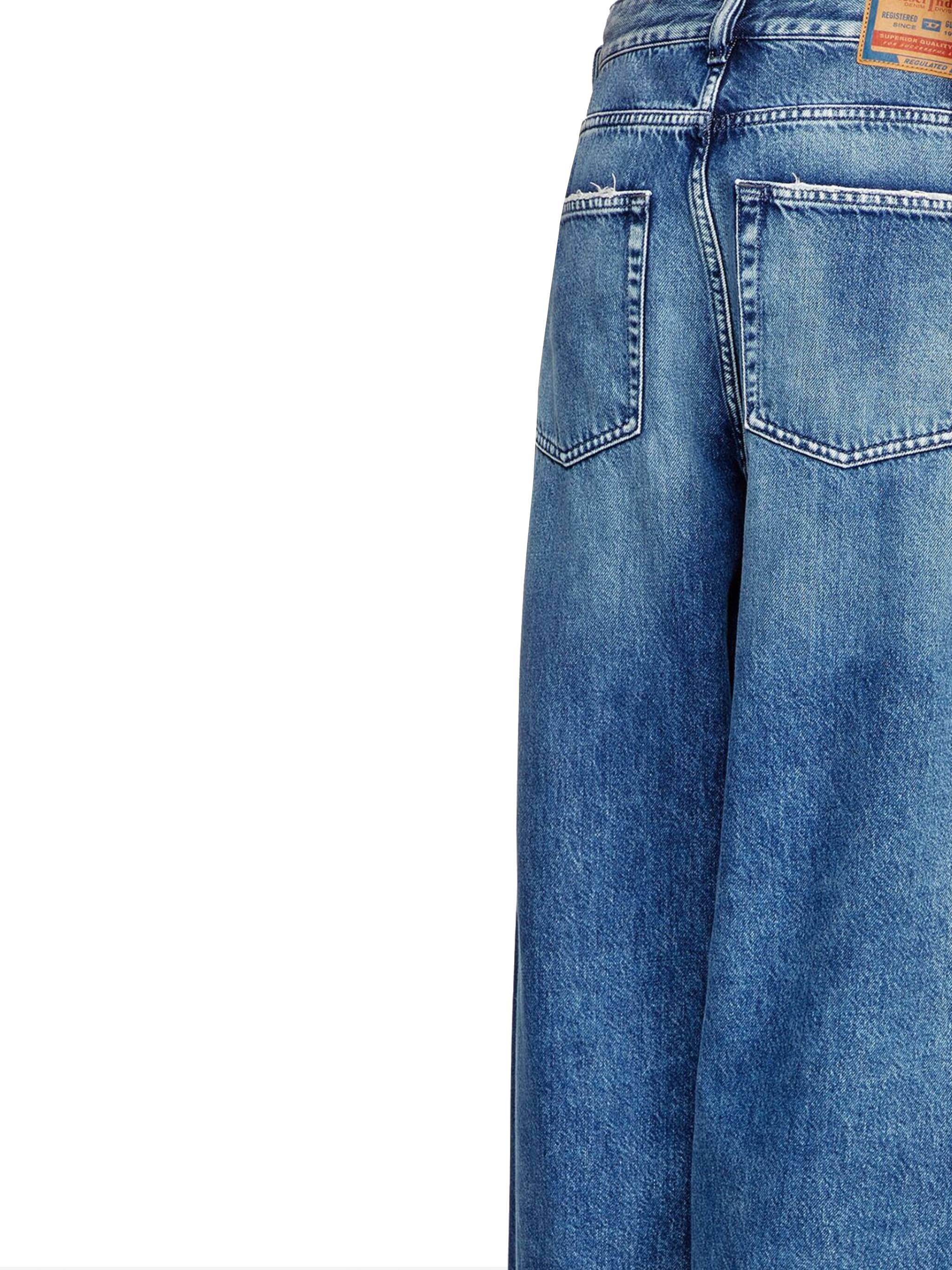 SS25---DIESEL---A0692509L4801_2_P.JPG