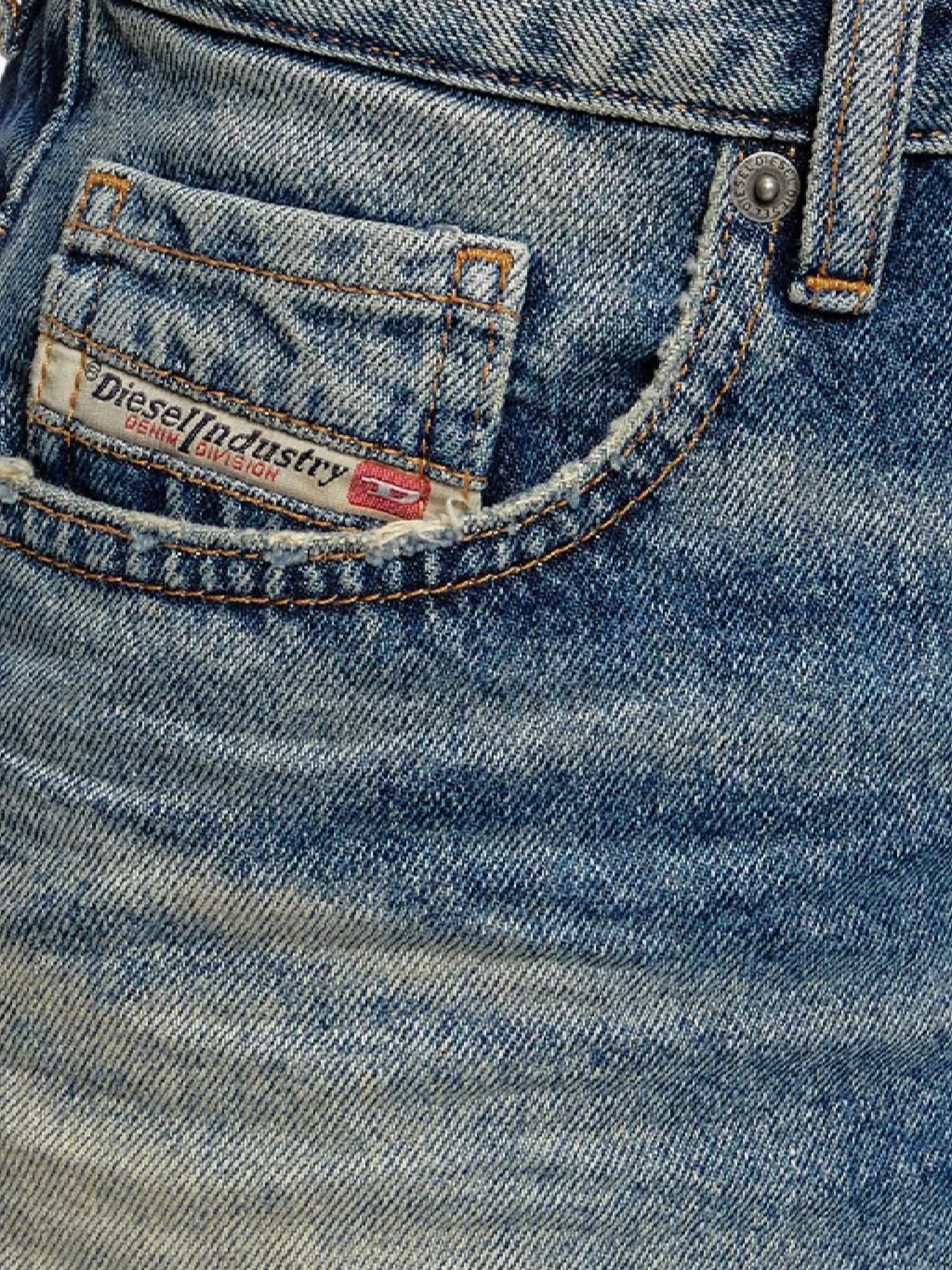 SS25---DIESEL---A127640GRDS01_1_P.JPG