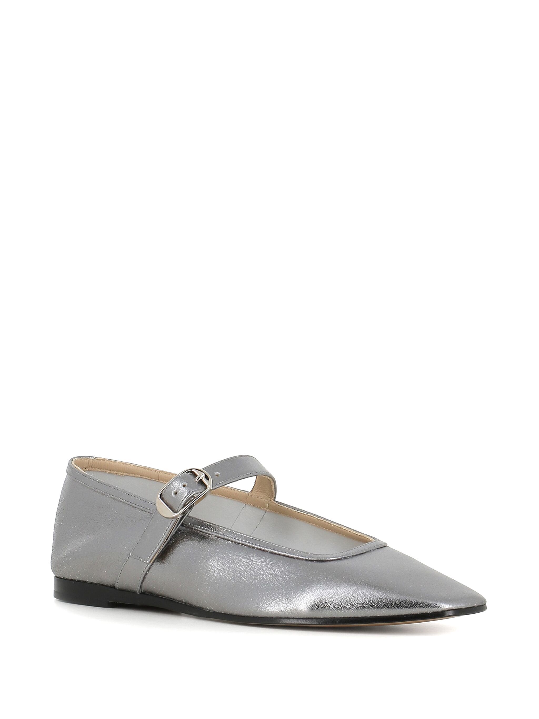 SS25---LE MONDE BERYL---BMJLEASIL_1_P.JPG