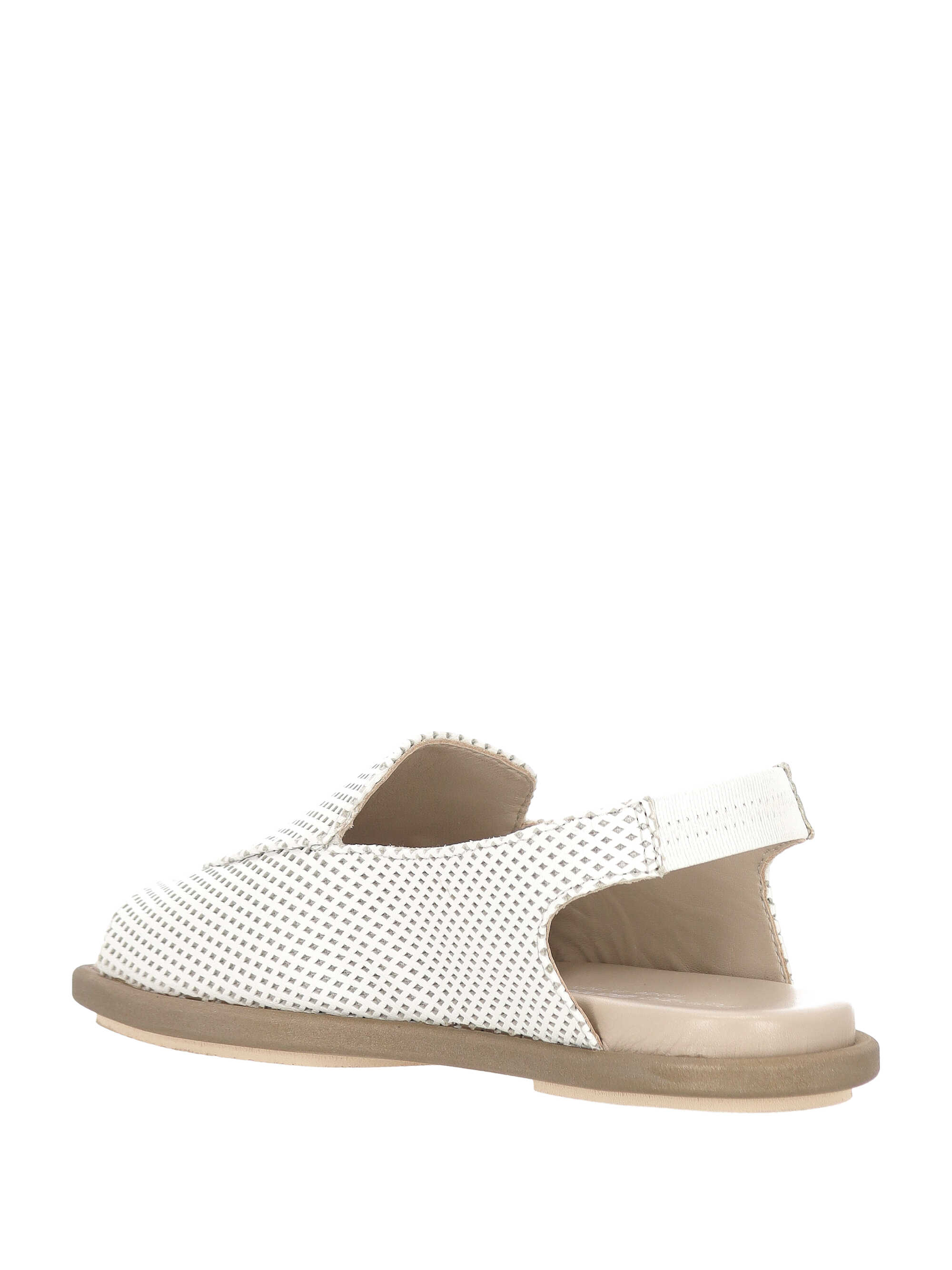 SS25---PATRIZIA BONFANTI---VIKKITEWHITE_2_P.JPEG