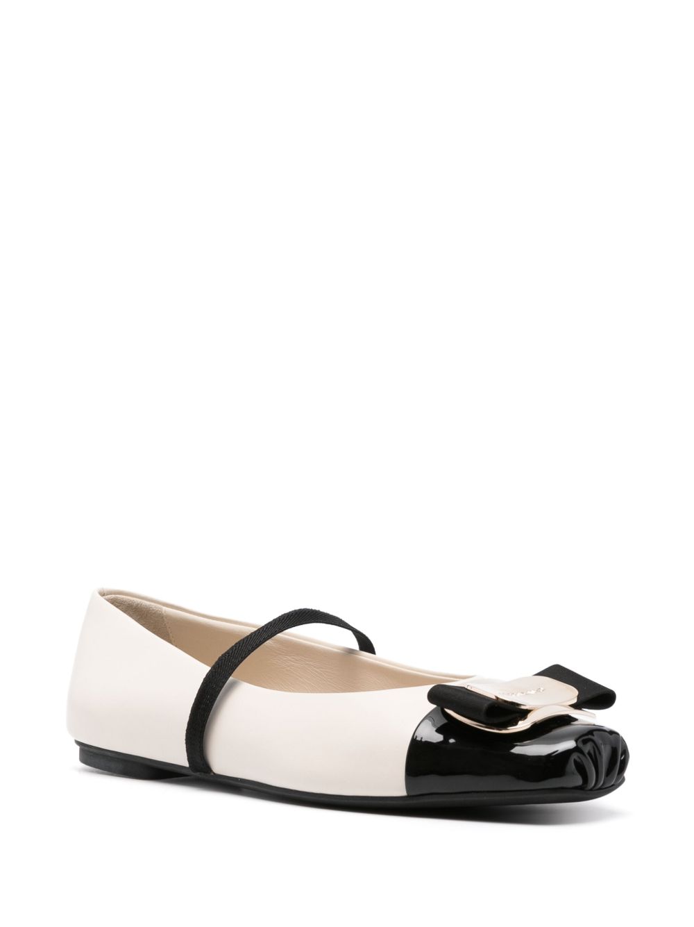 PE25---FERRAGAMO---0777437MASCARPONE_1_P.JPG