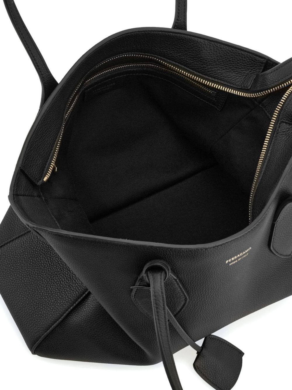 PE25---FERRAGAMO---0779343NERO_1_P.JPG