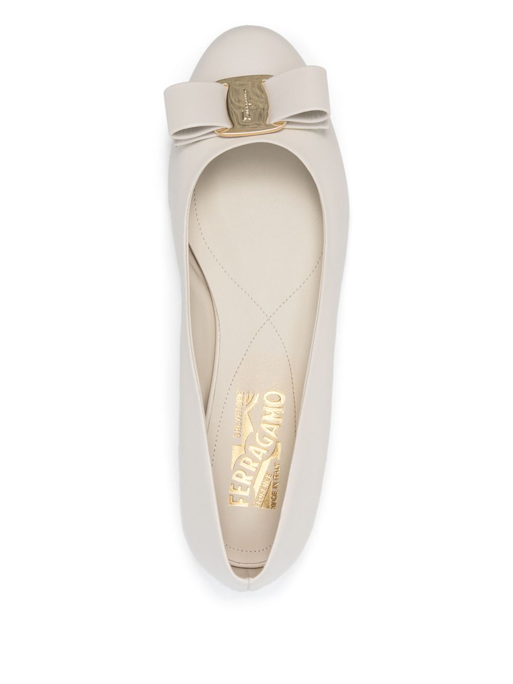 PE25---FERRAGAMO---0779606MASCARPONE_3_P.JPG