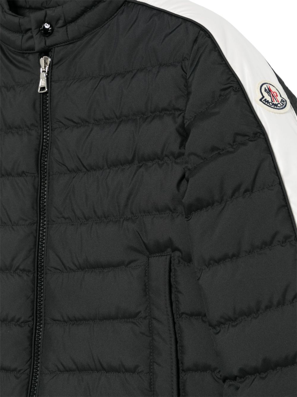 PE25---MONCLER ENFANT---1A00016597YW999_1_P.JPG
