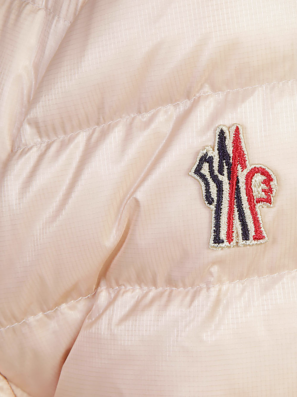 AI24---moncler grenoble---1A00021539YL51K_2_P.JPG