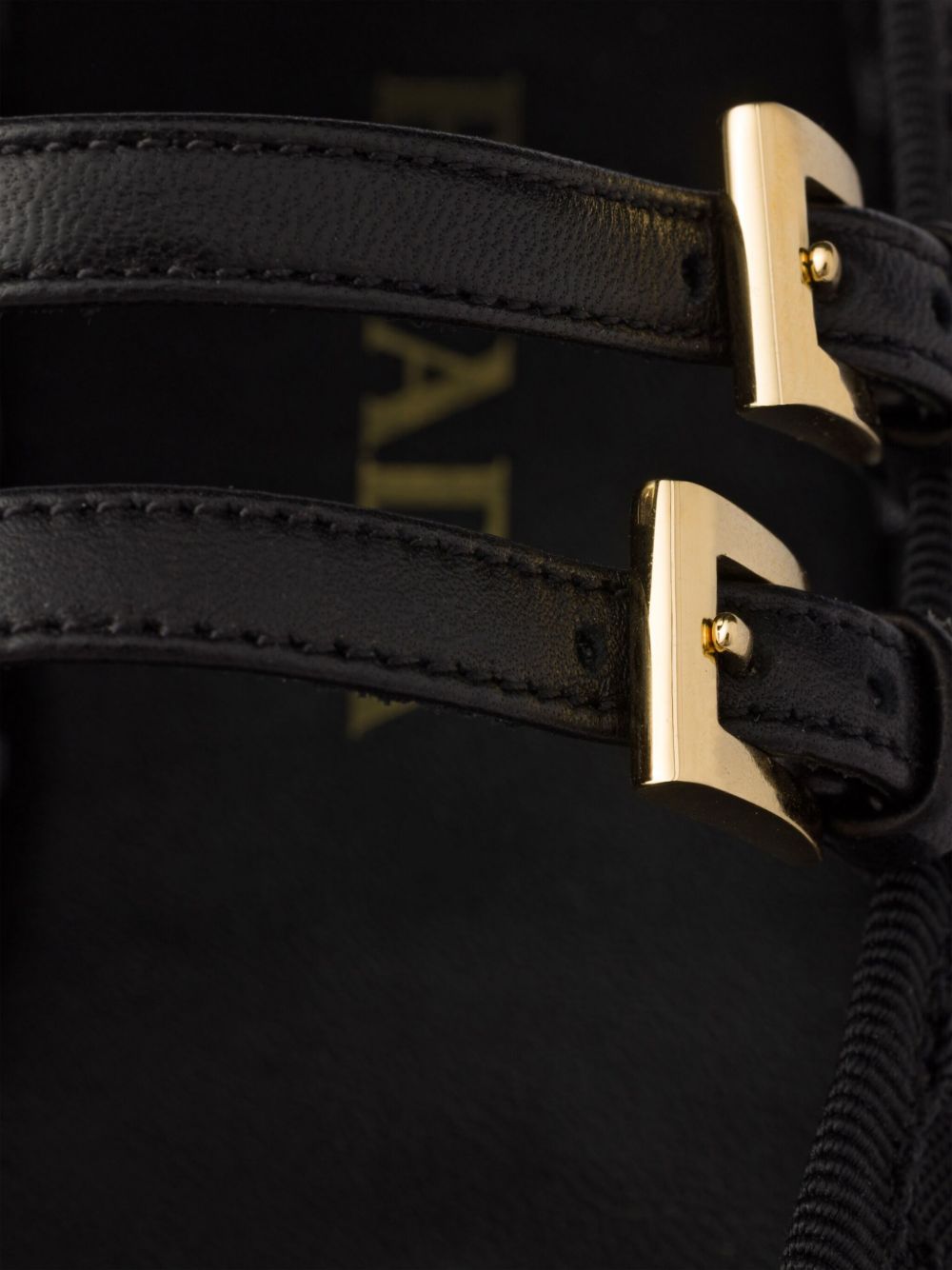 PE25---PRADA---1F915NF005099F0002_5_P.JPG