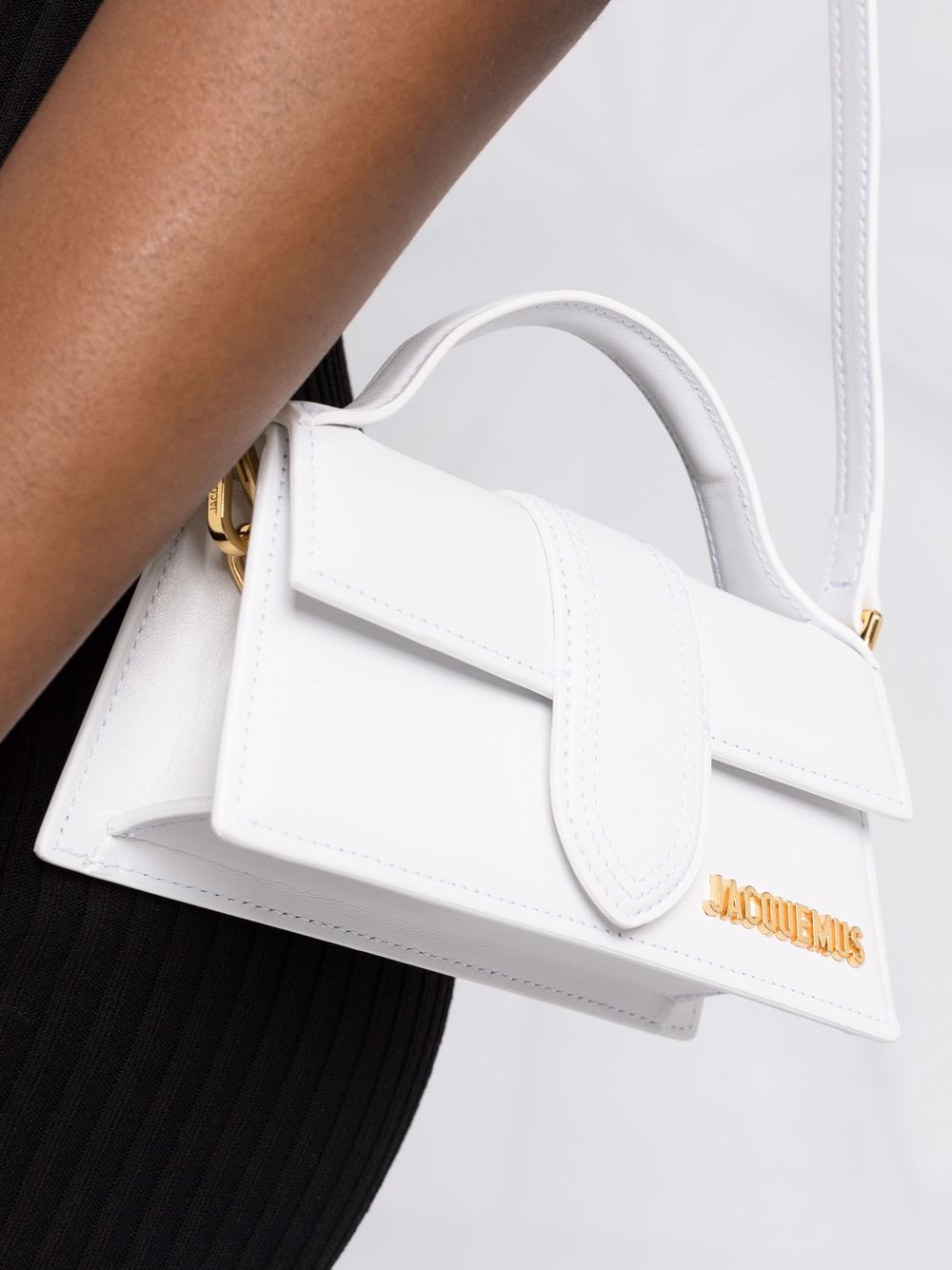 PE25---JACQUEMUS---213BA0063000100_1_P.JPG