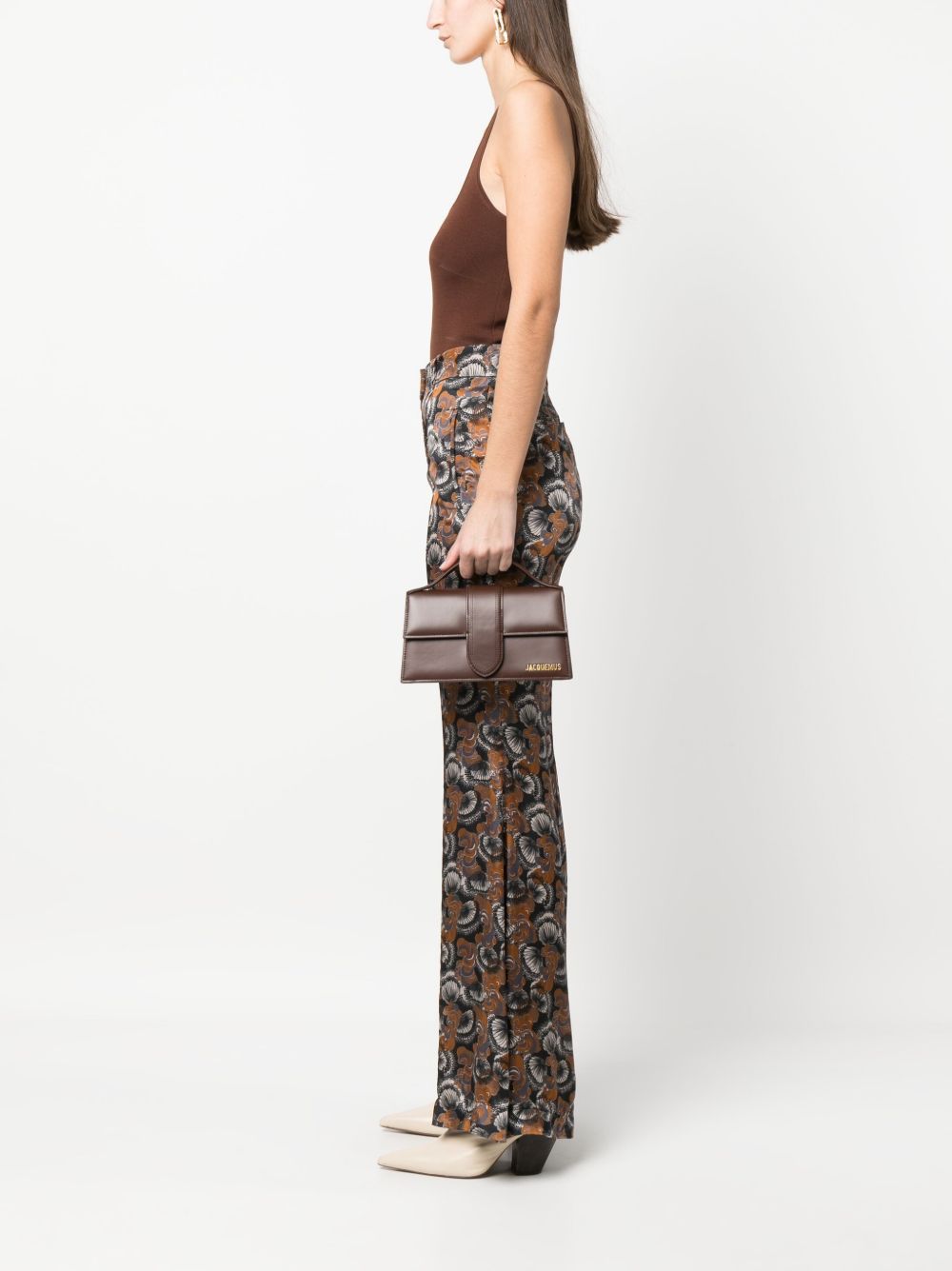PE25---JACQUEMUS---213BA0073100850_3_P.JPG