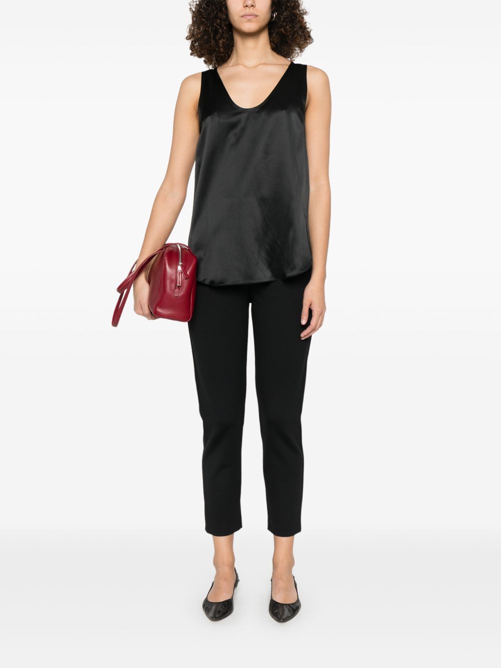PE25---MAX MARA PURE---2511161018600133005_3_P.JPG