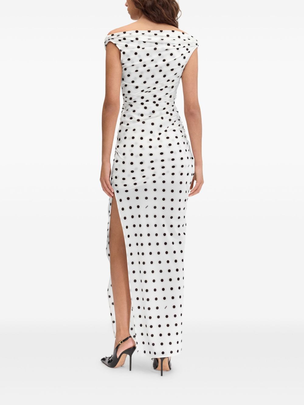 PE25---JACQUEMUS---251DR23717809BT_2_P.JPG