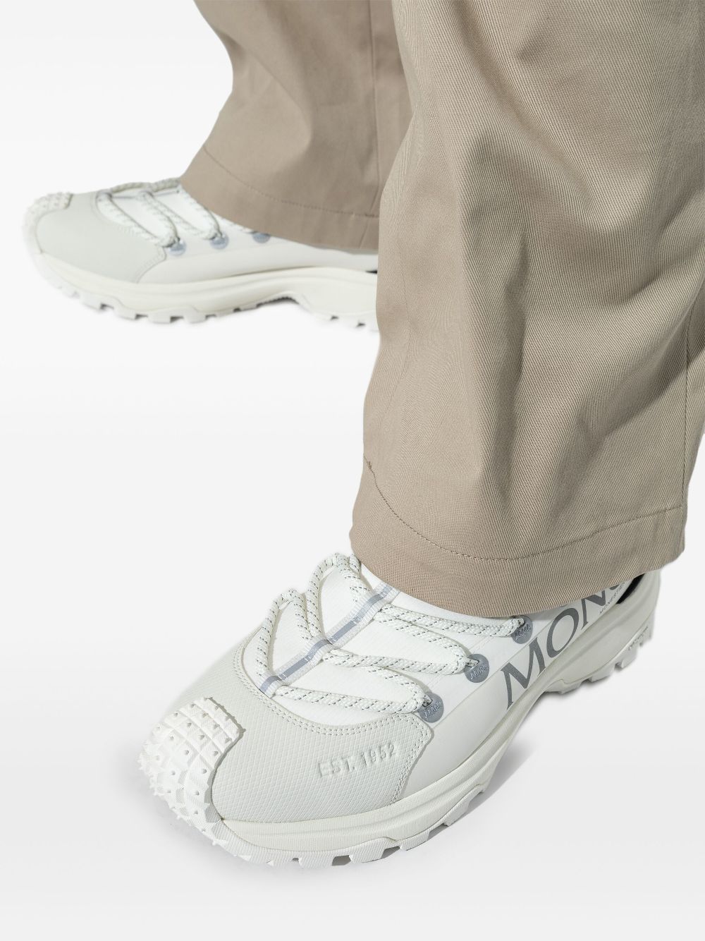PE25---MONCLER---4M00160M3457001_4_P.JPG