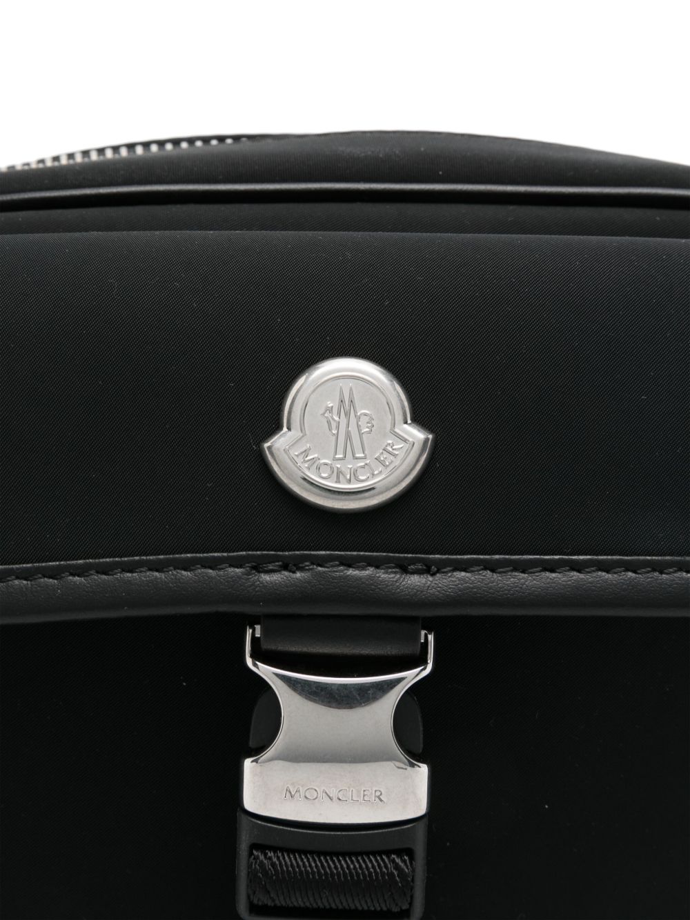 PE25---MONCLER---5L00001M3873999_1_P.JPG