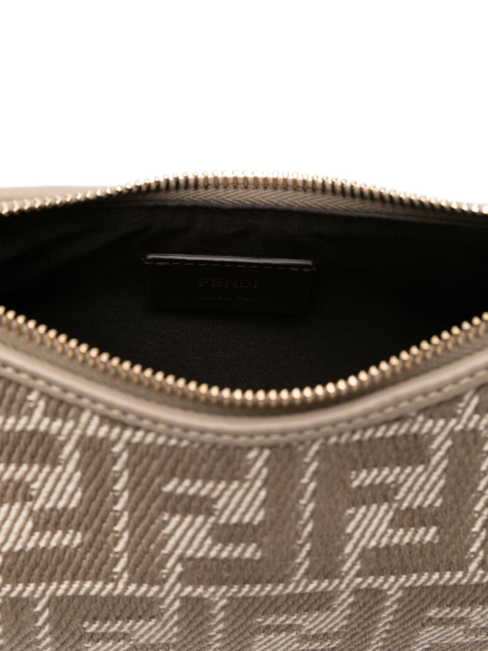 PE25---FENDI---8BS081AUPXF1SNX_4_P.JPG