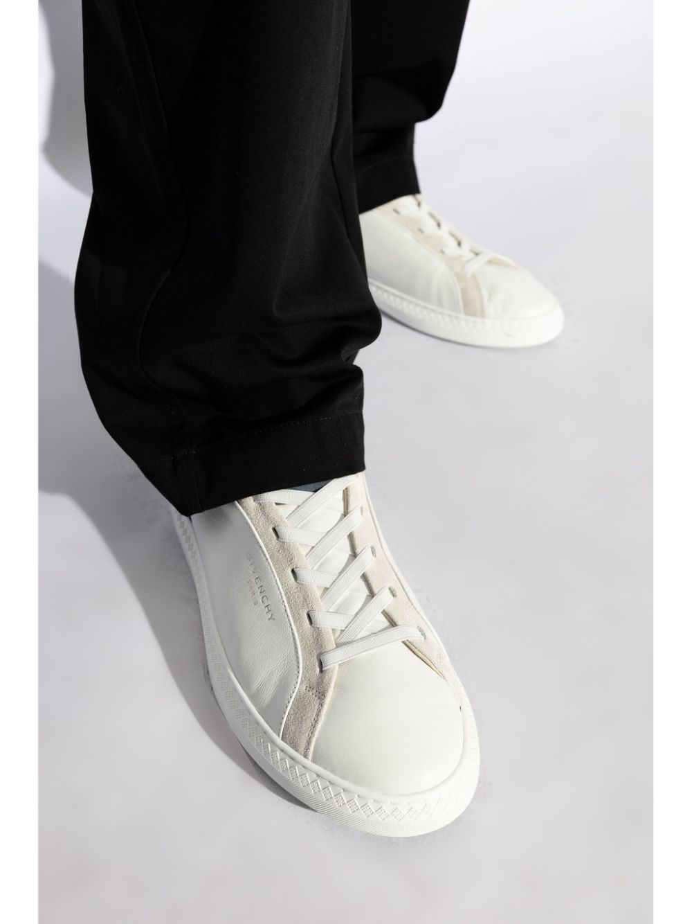 PE25---GIVENCHY---BH00ALH1U7114_1_P.JPG